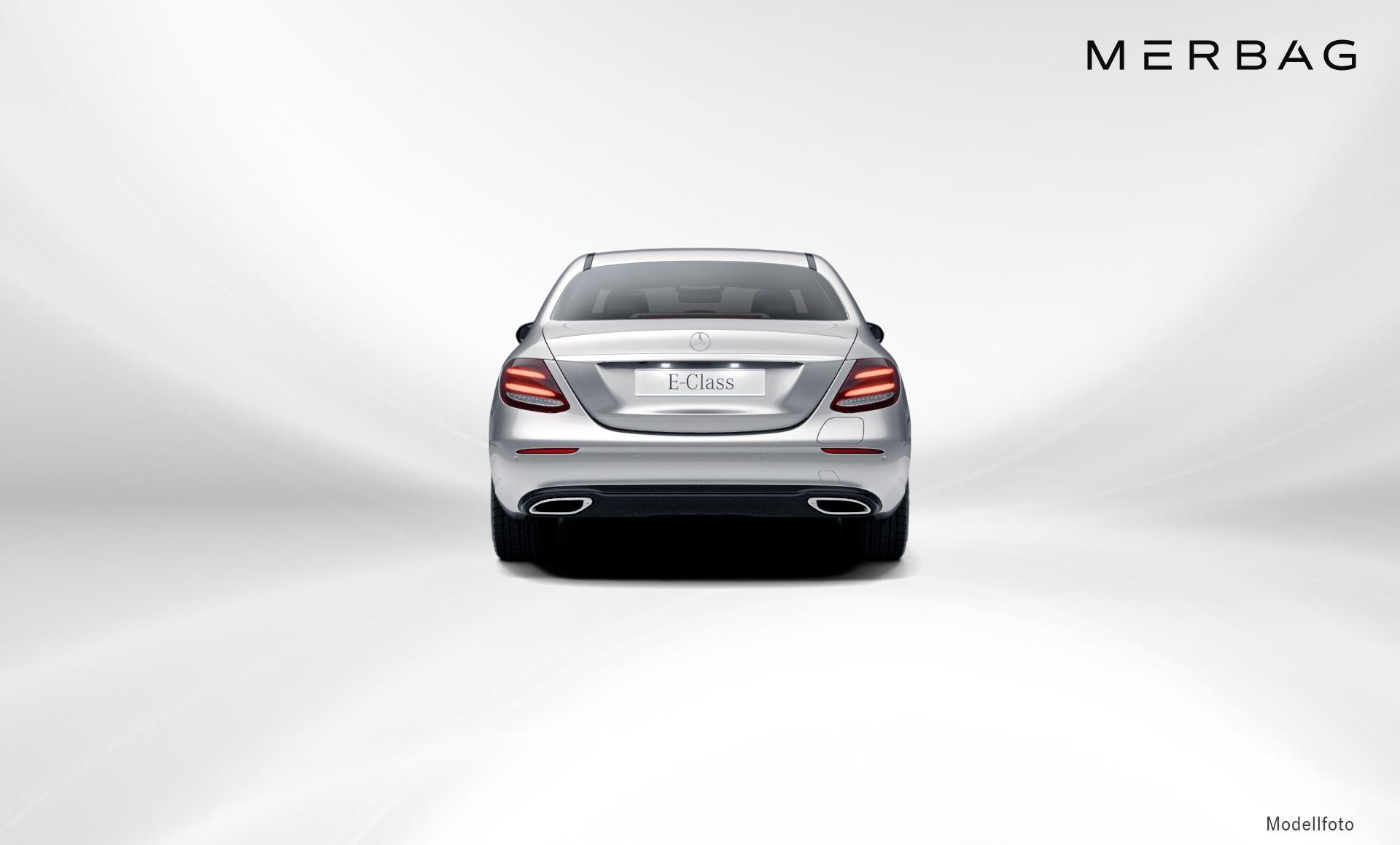 Mercedes-Benz - E 300 e Limousine