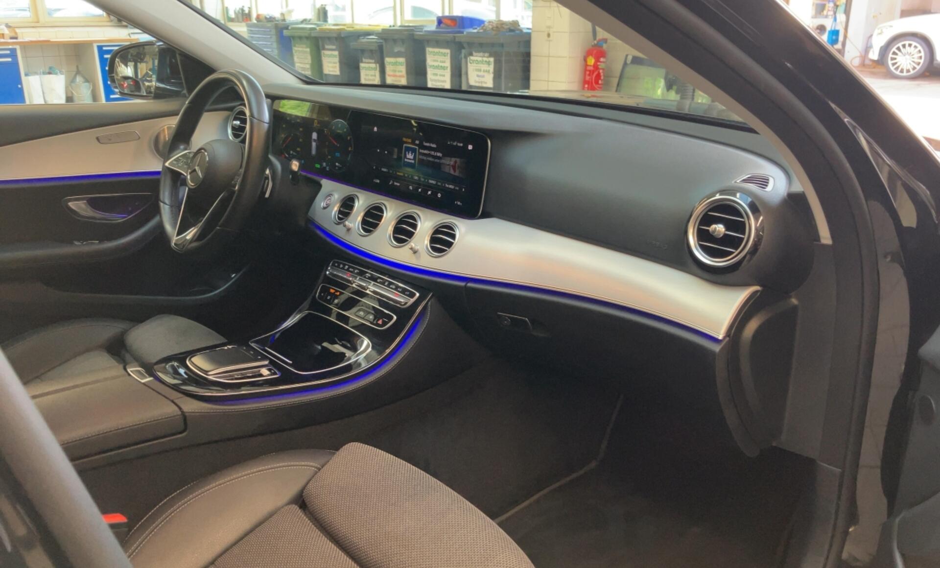 Mercedes-Benz - E 300 de T-Modell