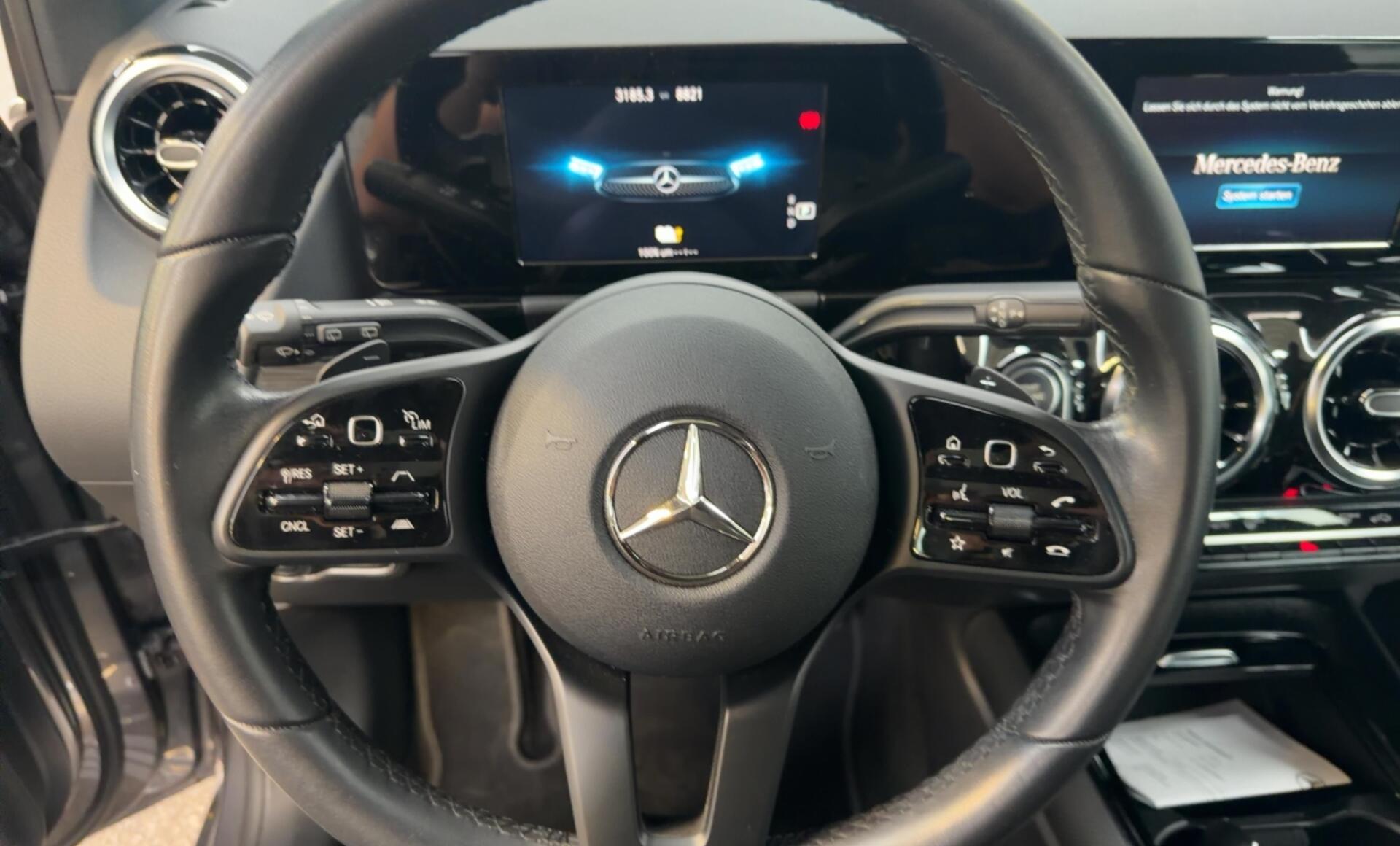 Mercedes-Benz - B 250 e