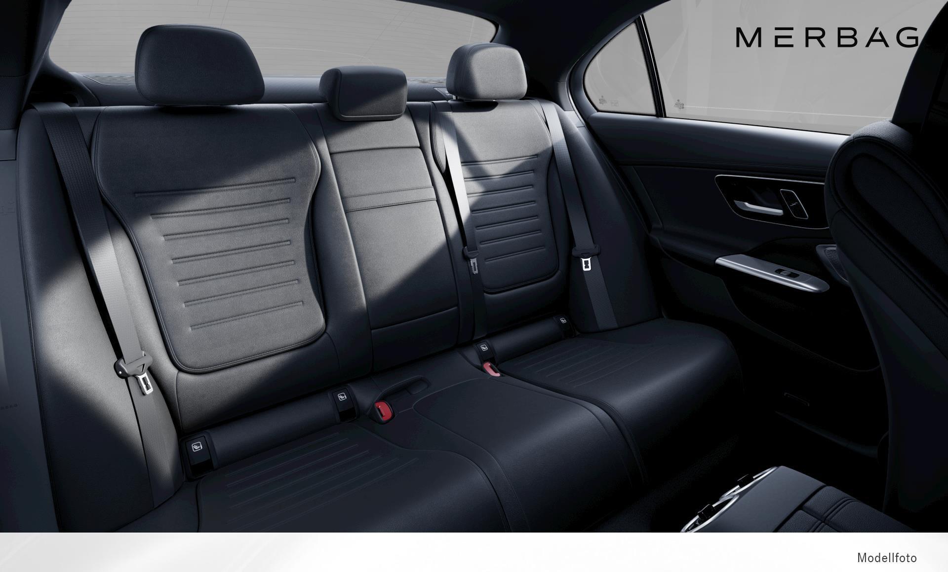 Mercedes-Benz - C 300 e 4MATIC mit EQ Hybrid Technologie  Österrei