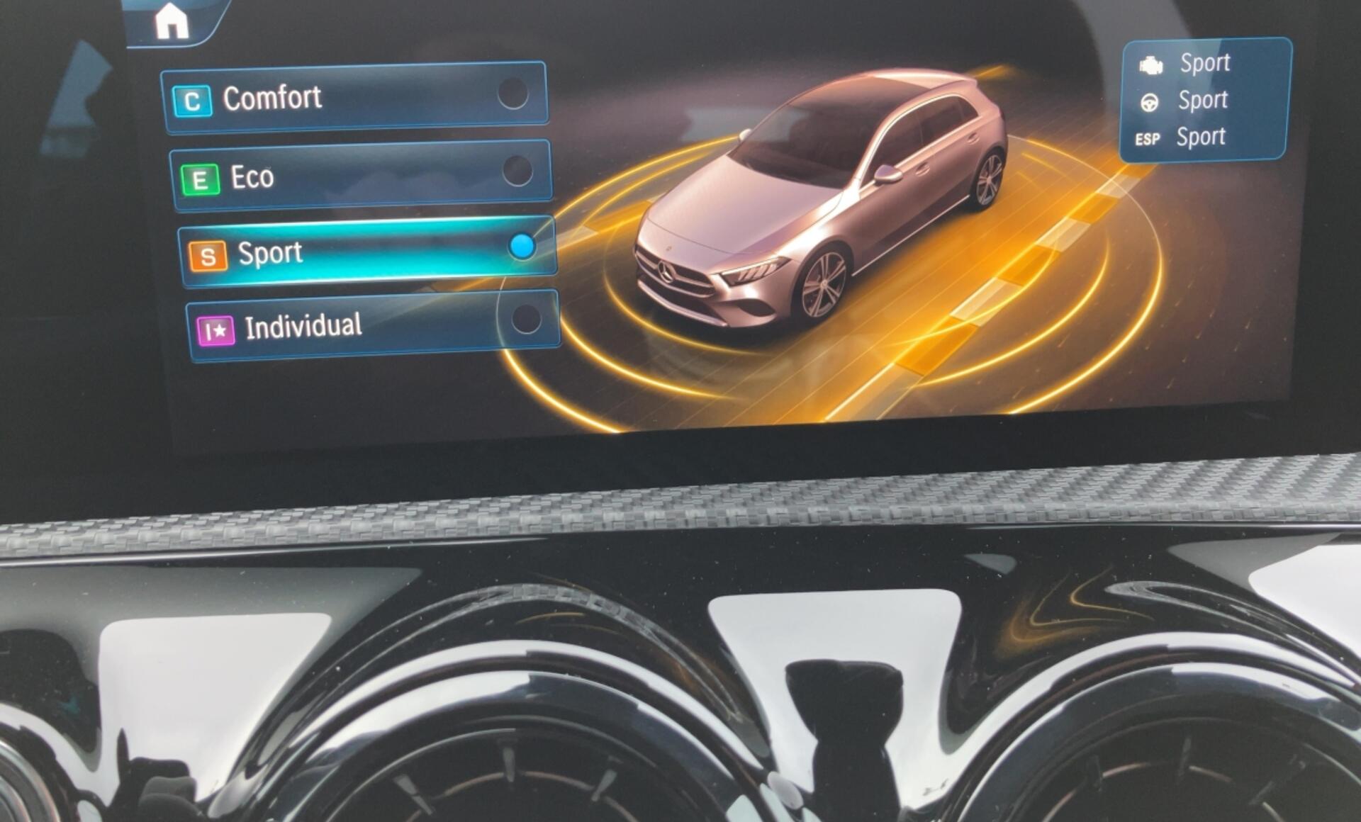 Mercedes-Benz - A 180 d Kompaktlimousine Österreich-Edition