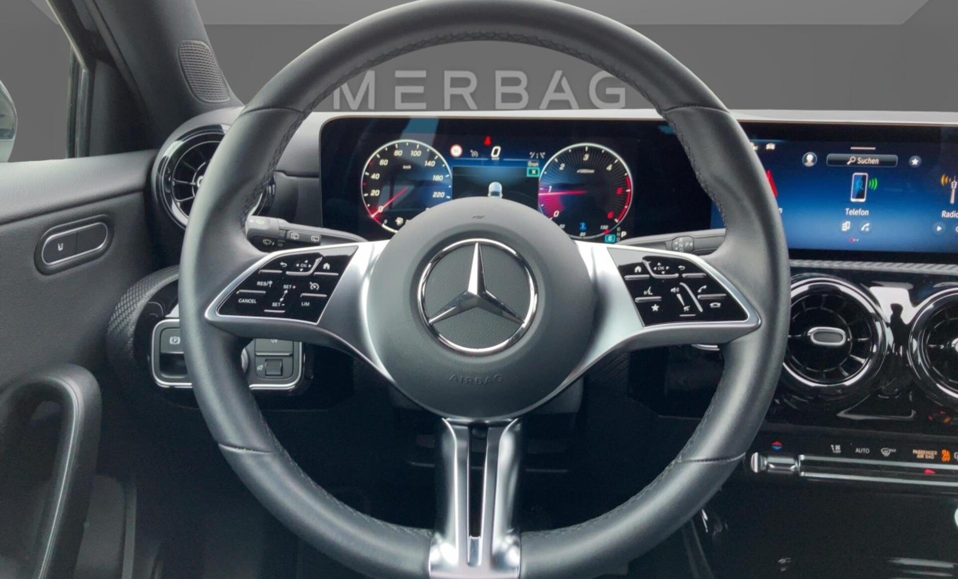 Mercedes-Benz - A 180 d Kompaktlimousine Österreich-Edition