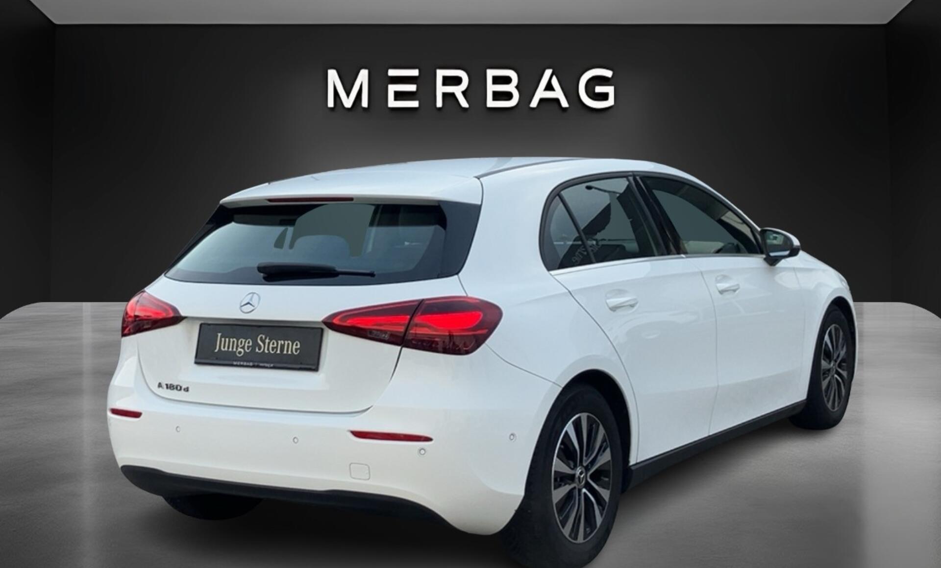 Mercedes-Benz - A 180 d Kompaktlimousine Österreich-Edition