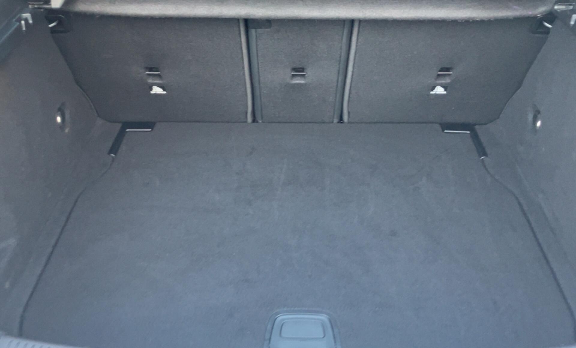 Mercedes-Benz - A 180 d Kompaktlimousine Österreich-Edition