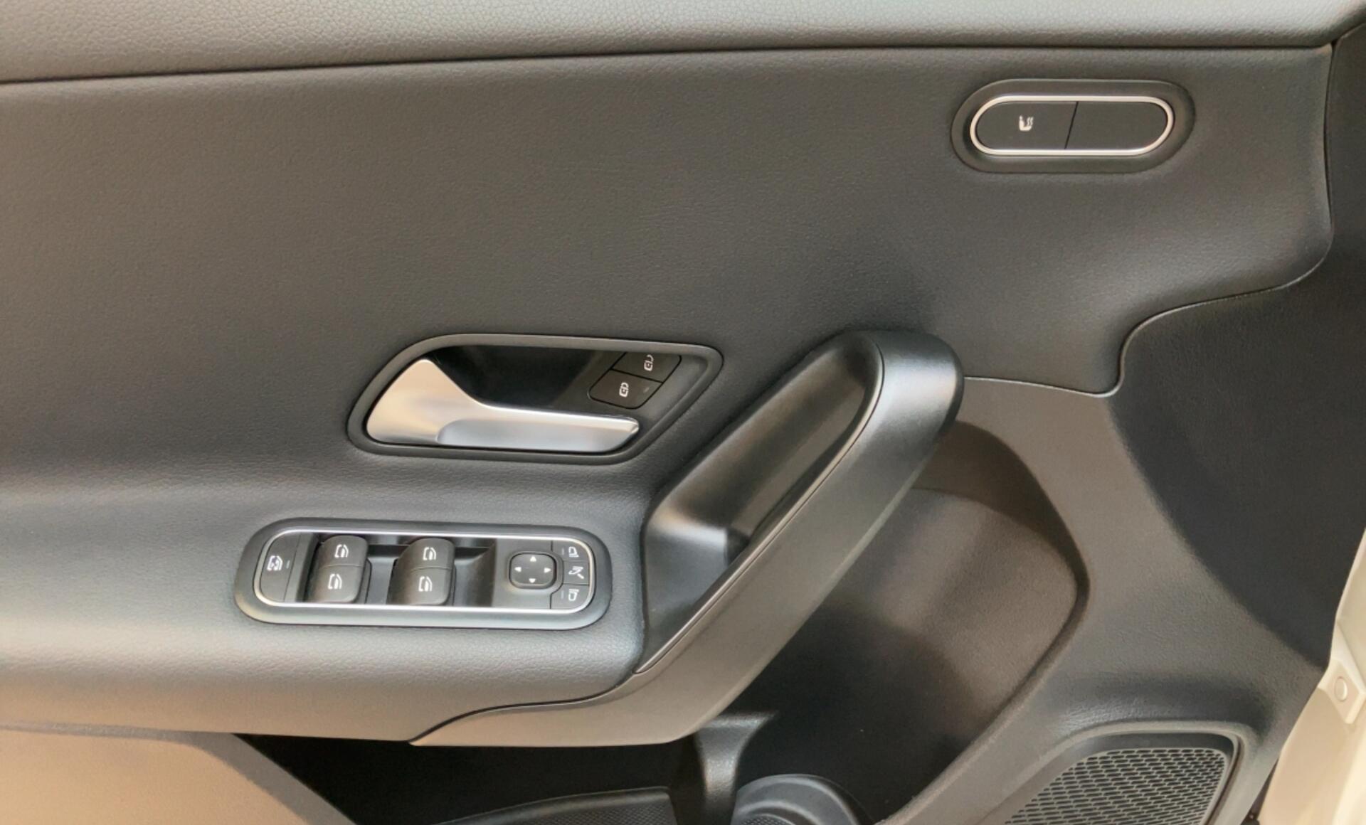 Mercedes-Benz - A 180 d Kompaktlimousine Österreich-Edition