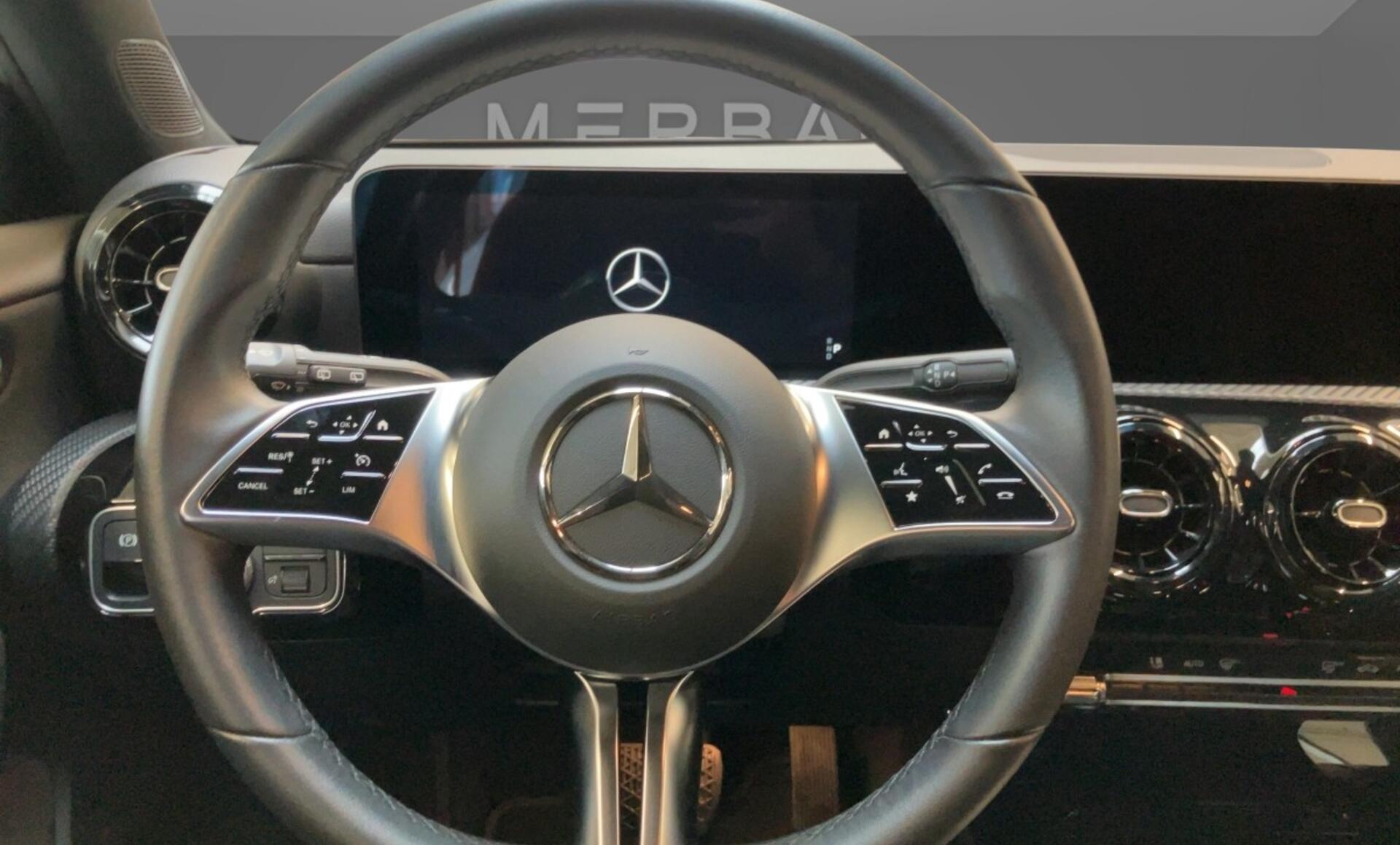 Mercedes-Benz - A 180 d Kompaktlimousine Österreich-Edition