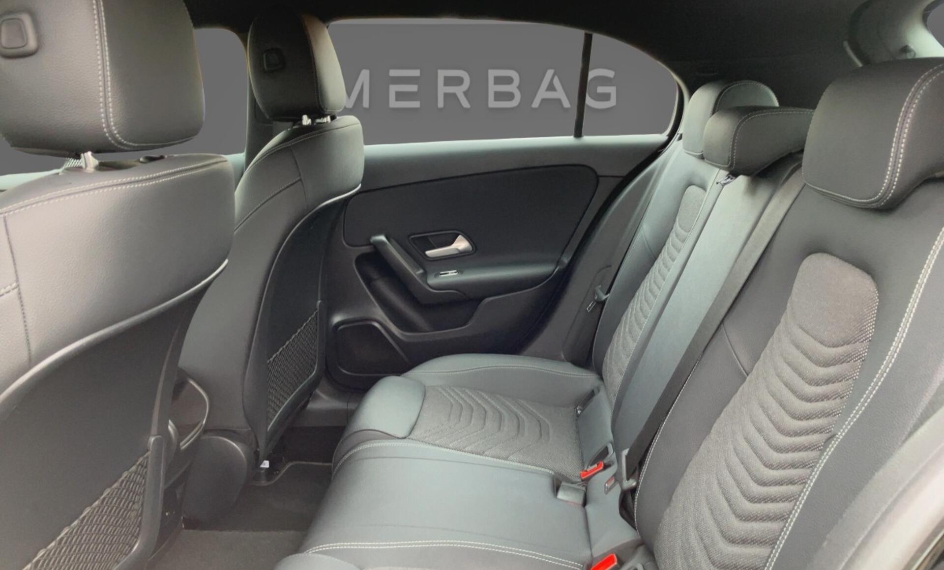 Mercedes-Benz - A 180 d Kompaktlimousine Österreich-Edition