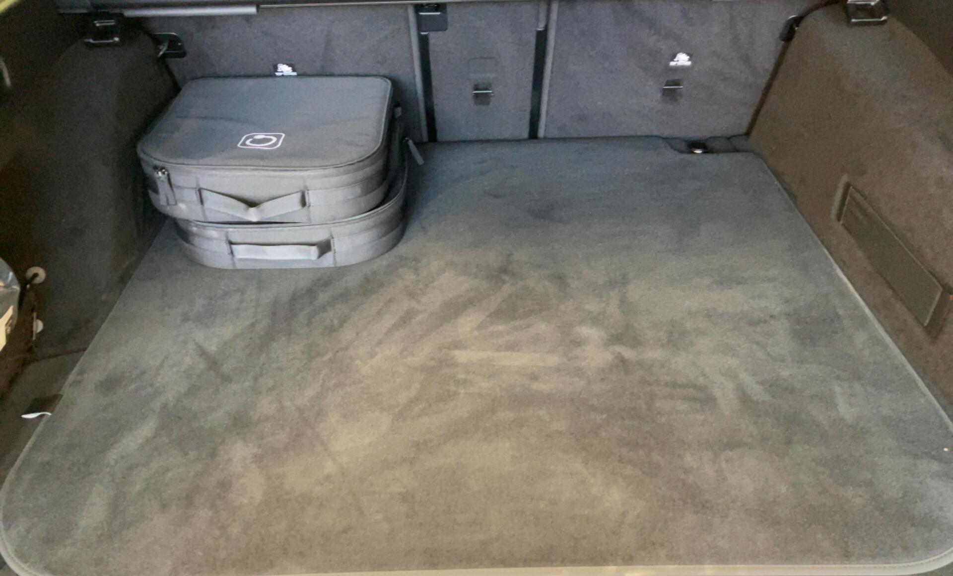 Mercedes-Benz - E 300 de 4MATIC T-Modell