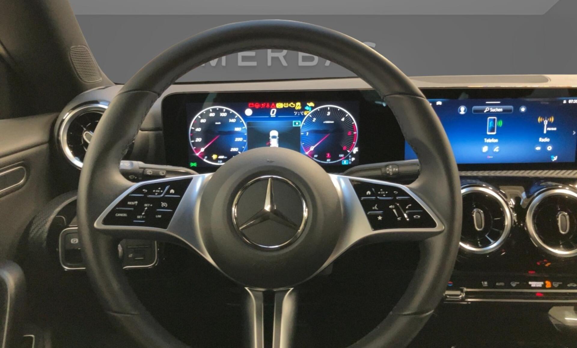 Mercedes-Benz - CLA 180 d Shooting Brake Österreich-Edition