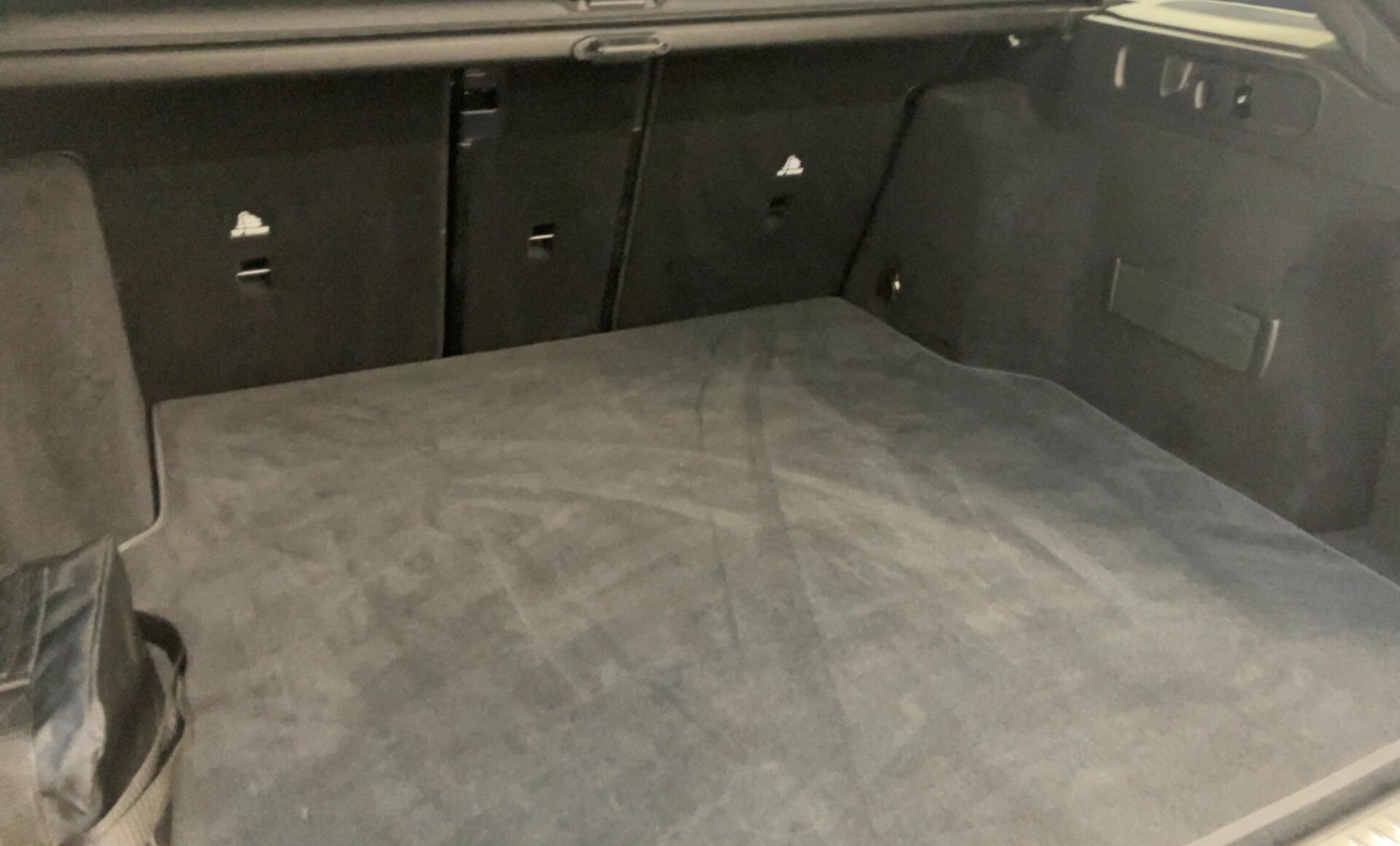 Mercedes-Benz - C 200 d T-Modell Österreich-Edition