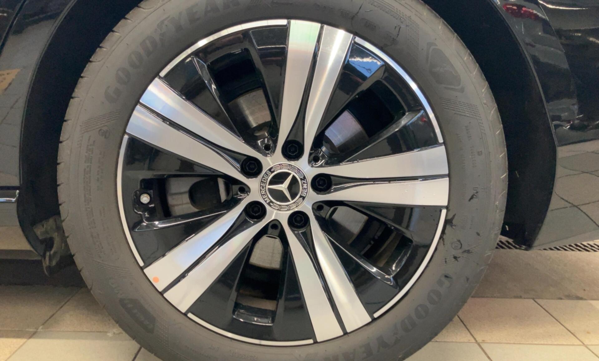 Mercedes-Benz - C 200 d T-Modell Österreich-Edition