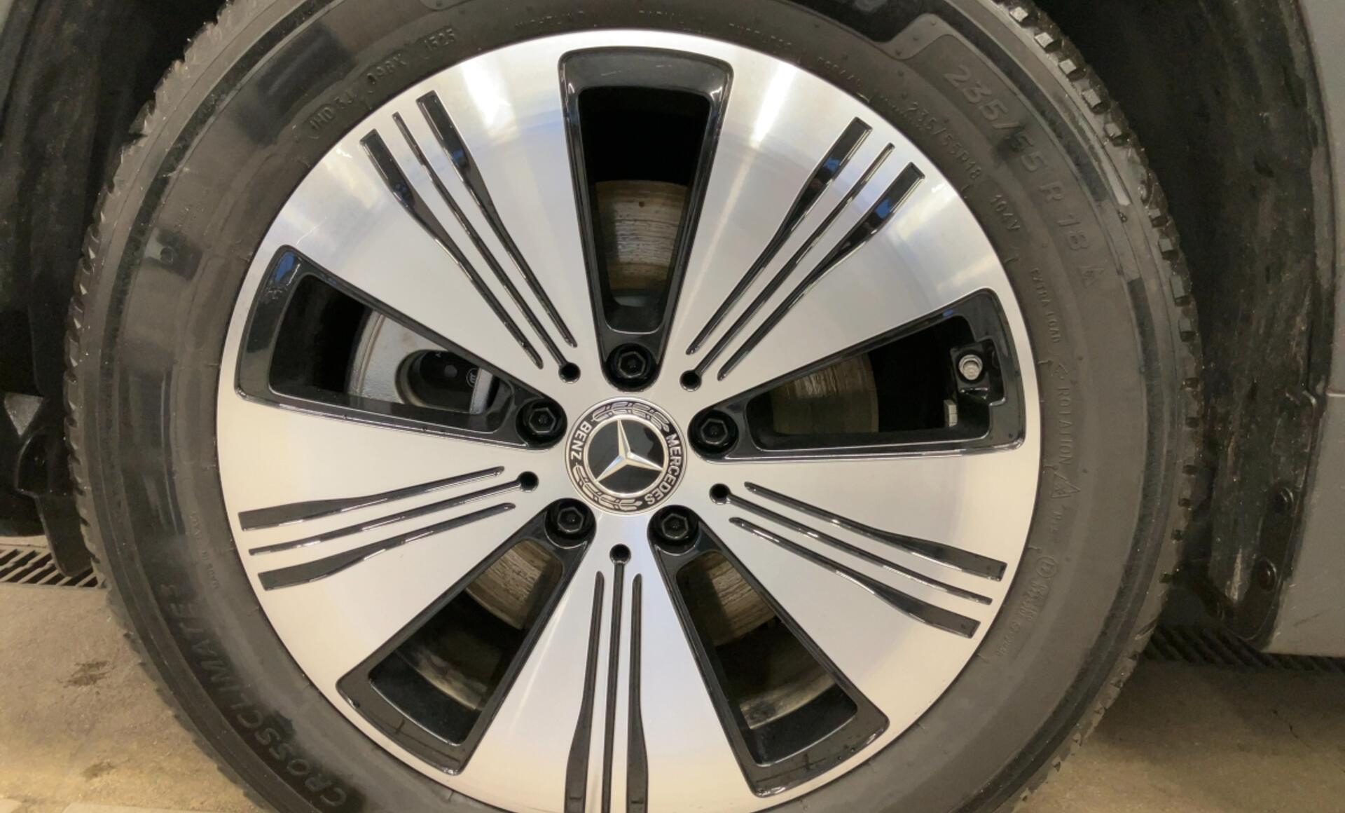 Mercedes-Benz - EQB 250+ Österreich-Edition