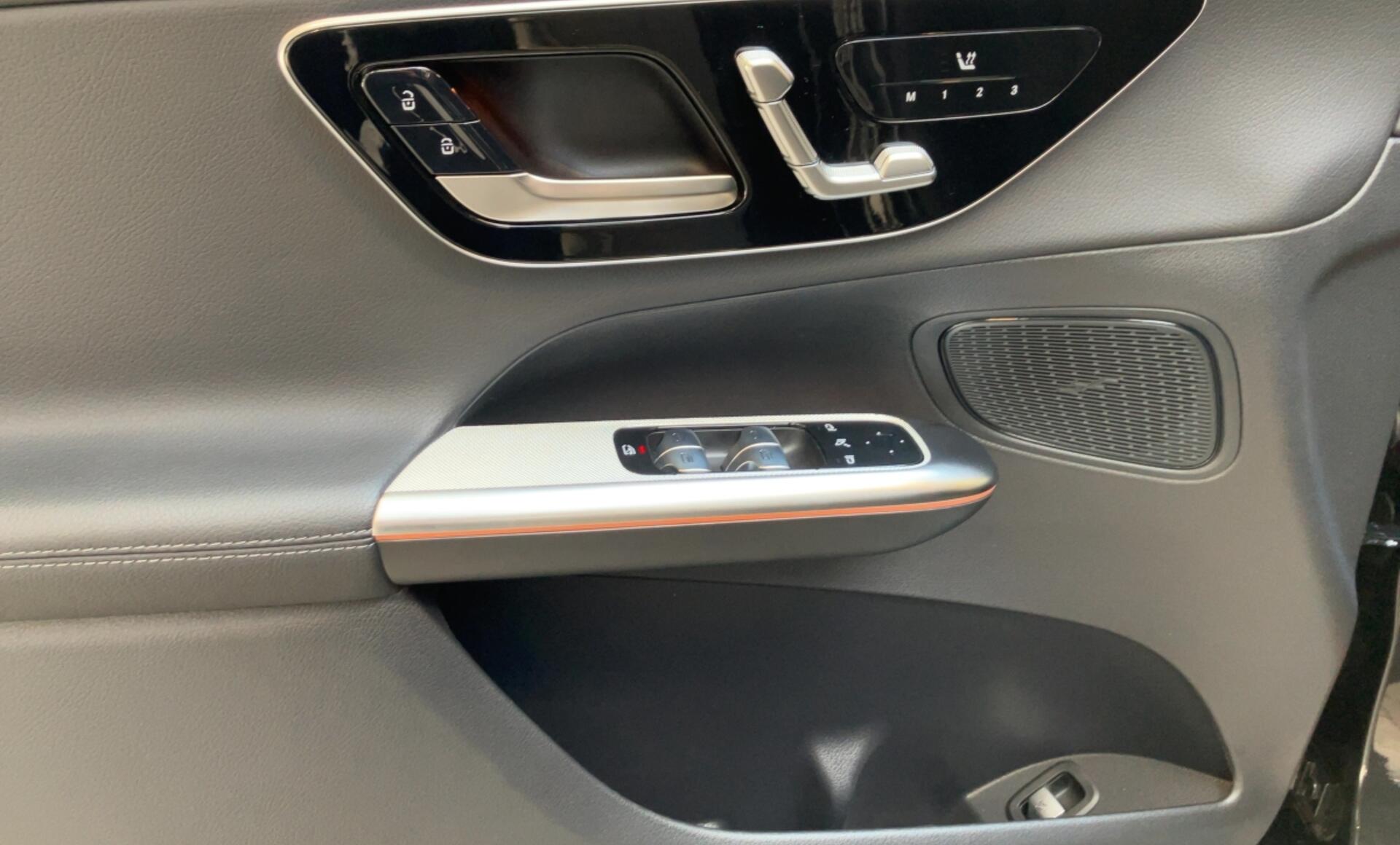 Mercedes-Benz - GLC 300 de 4MATIC Coupé mit EQ Hybrid Technologie