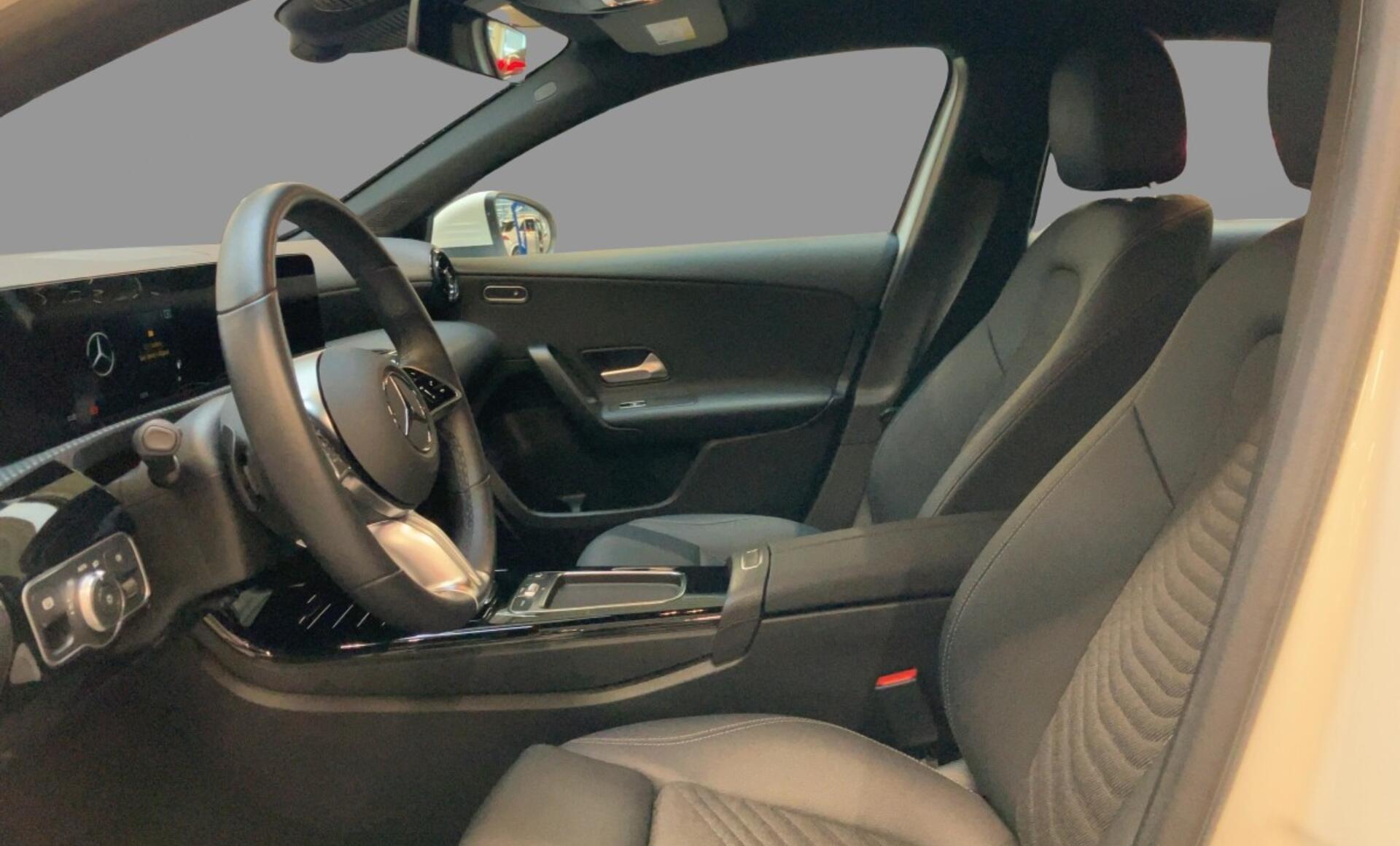 Mercedes-Benz - A 180 d Kompaktlimousine Österreich-Edition