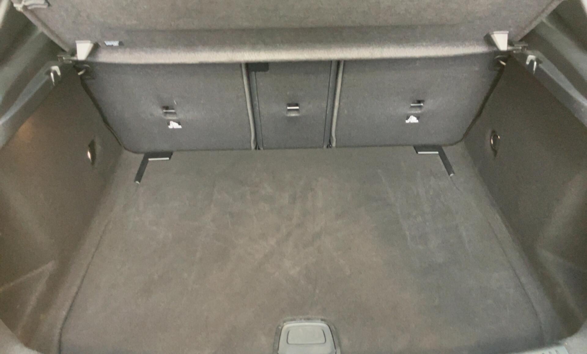 Mercedes-Benz - A 180 d Kompaktlimousine Österreich-Edition