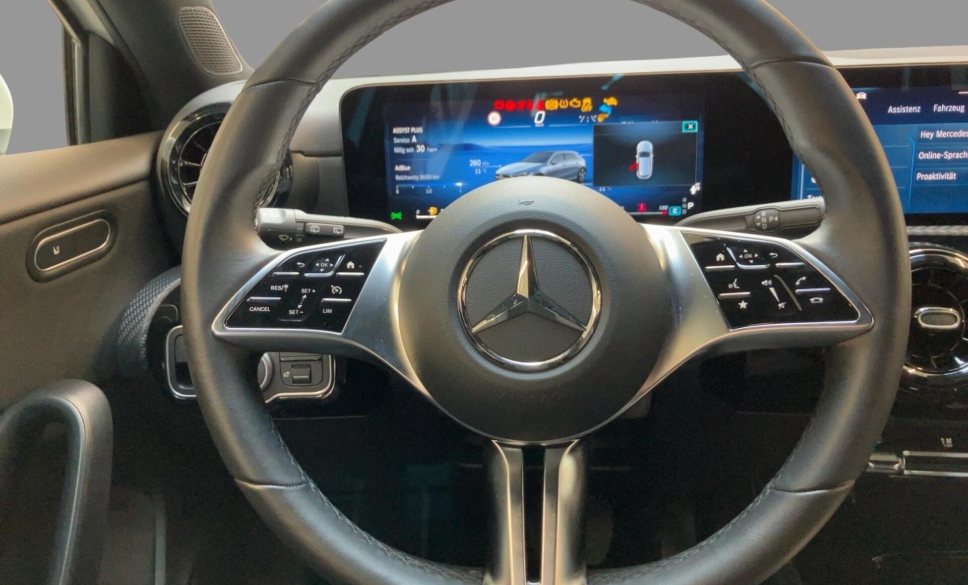 Mercedes-Benz - A 180 d Kompaktlimousine Österreich-Edition