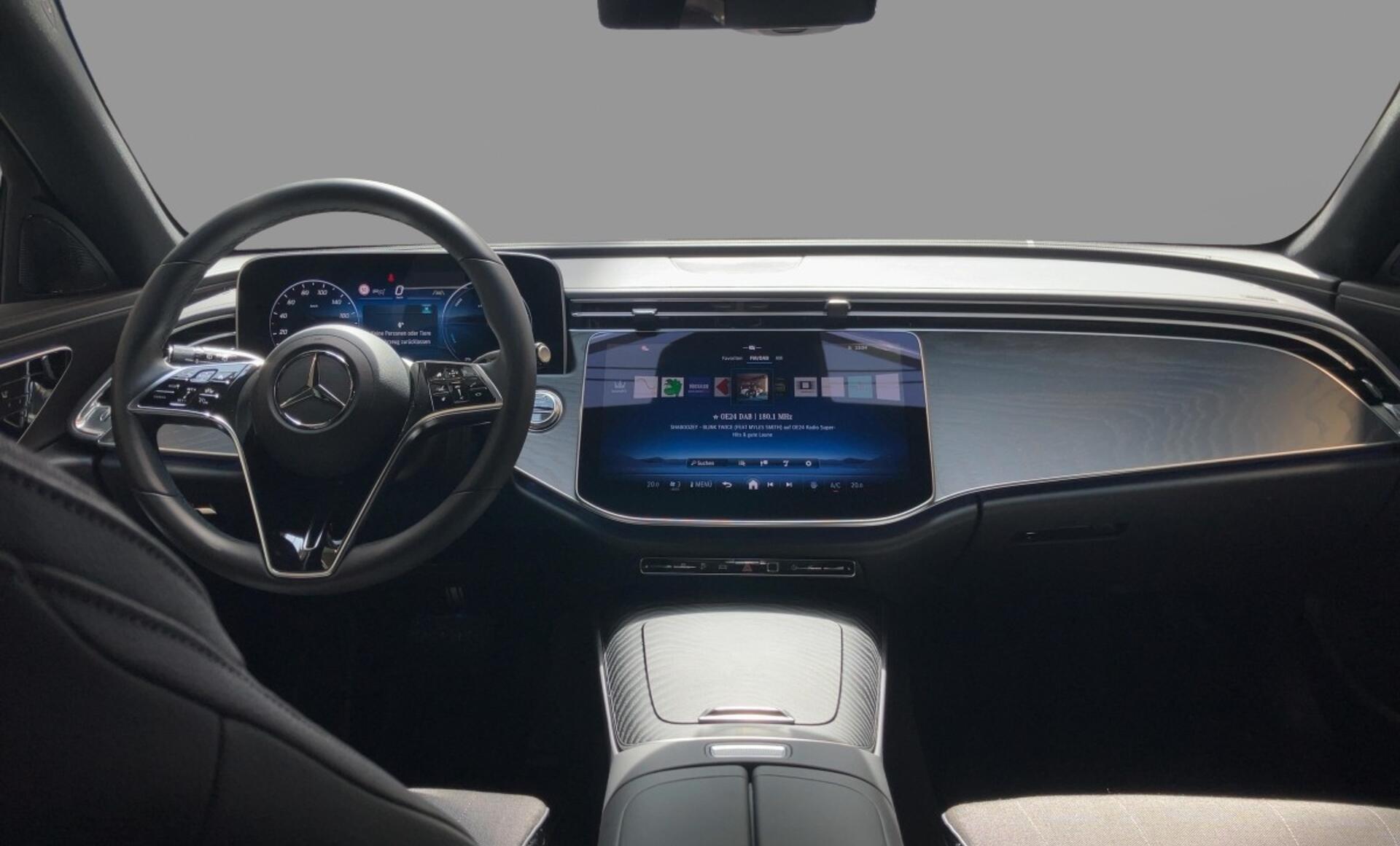 Mercedes-Benz - E 300 de 4MATIC T-Modell