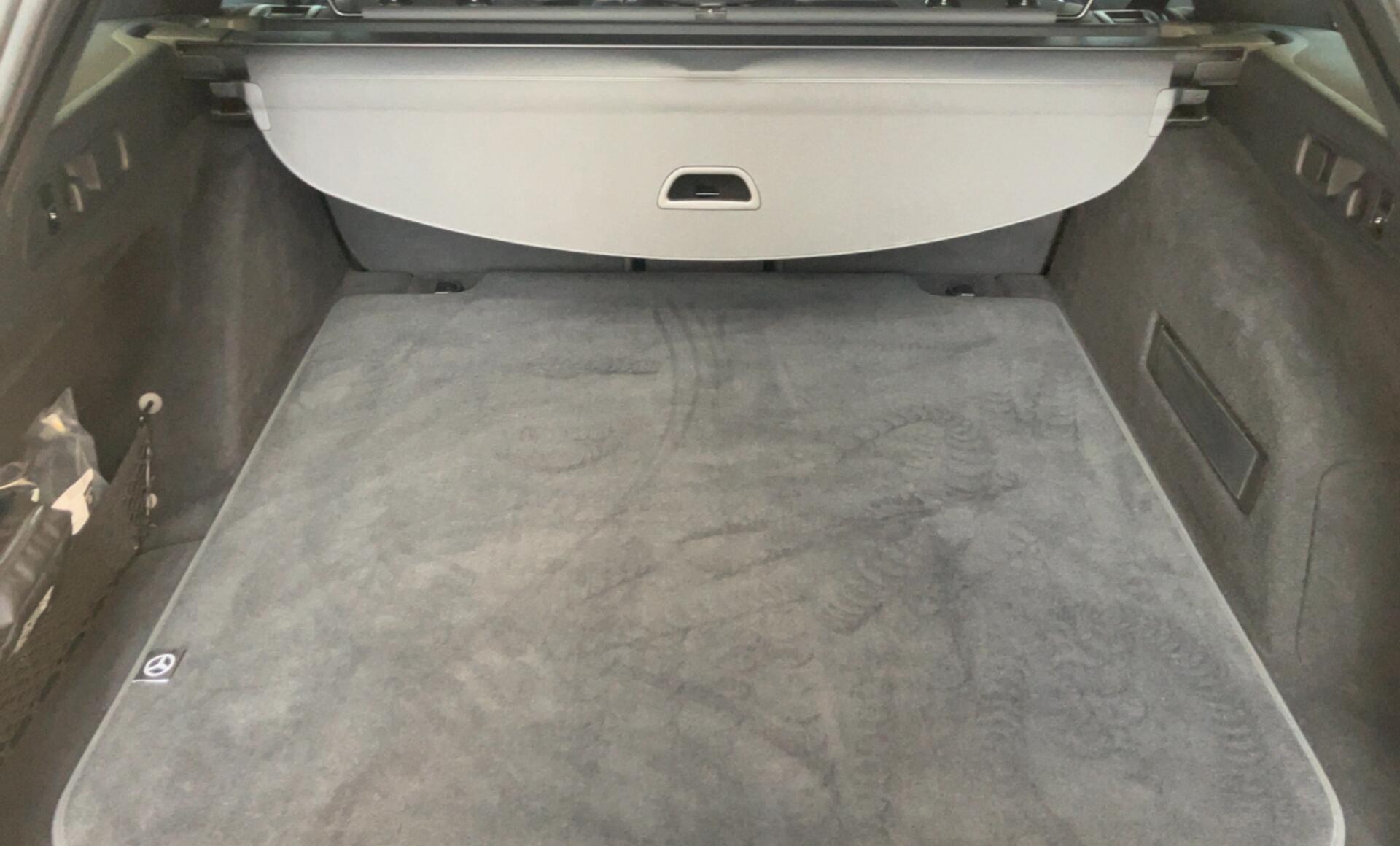 Mercedes-Benz - E 220 d T-Modell