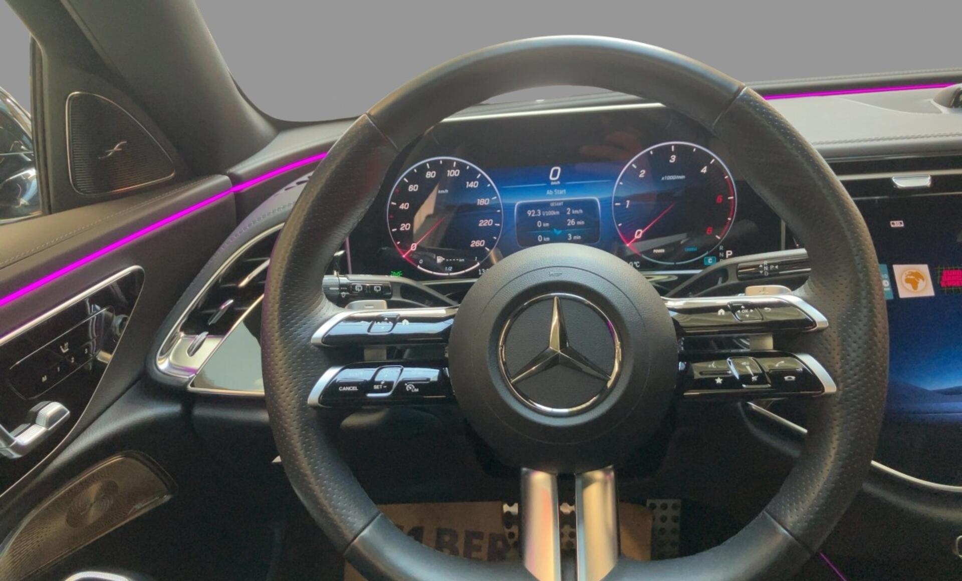 Mercedes-Benz - E 220 d T-Modell