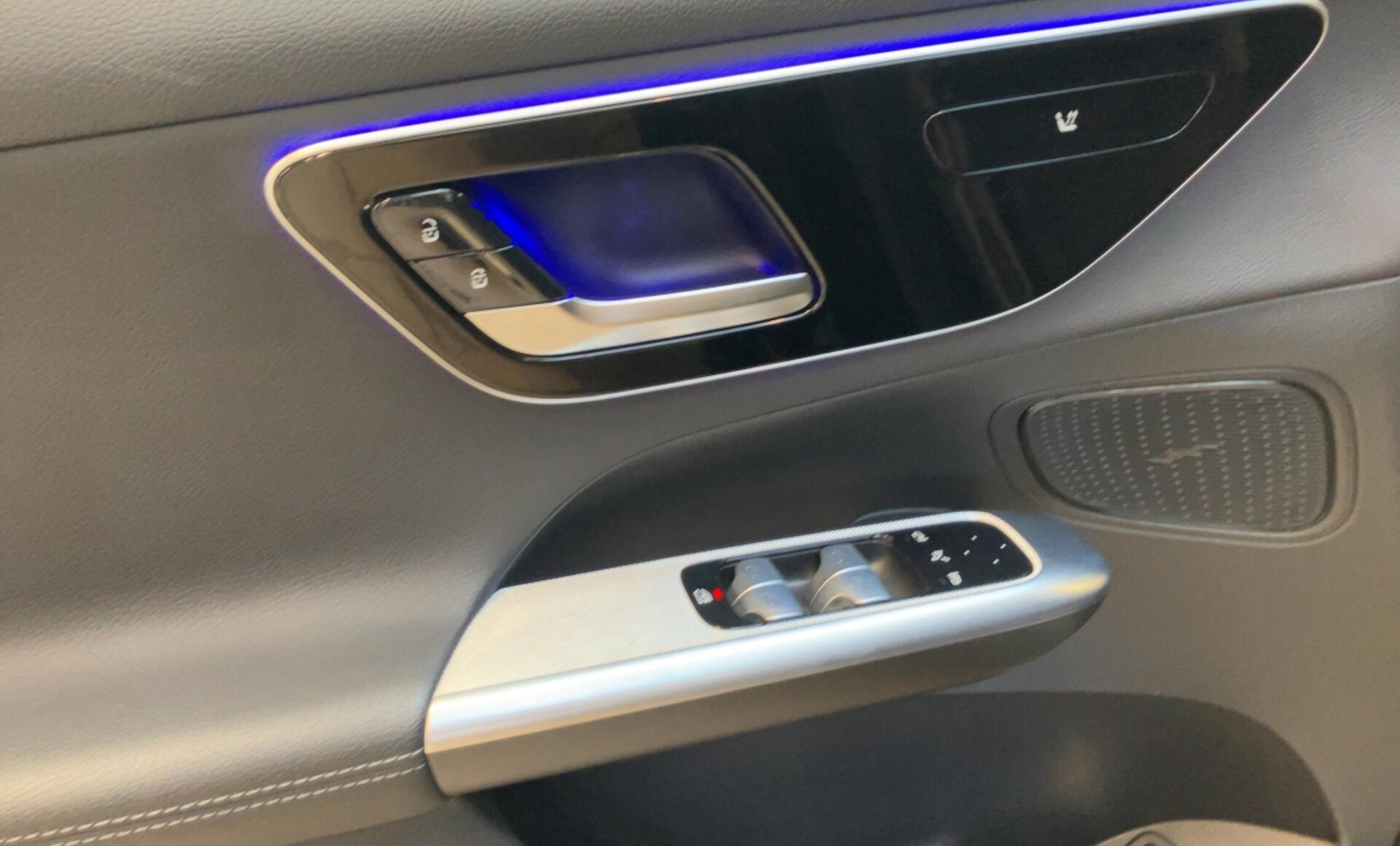 Mercedes-Benz - GLC 300 de 4MATIC Österreich Edition