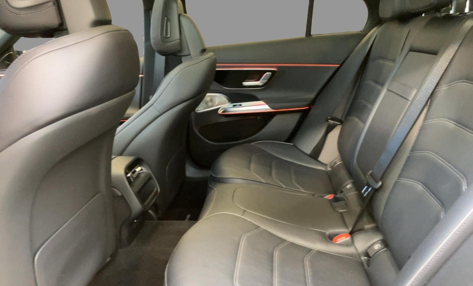 Mercedes-Benz - E 220 d Limousine