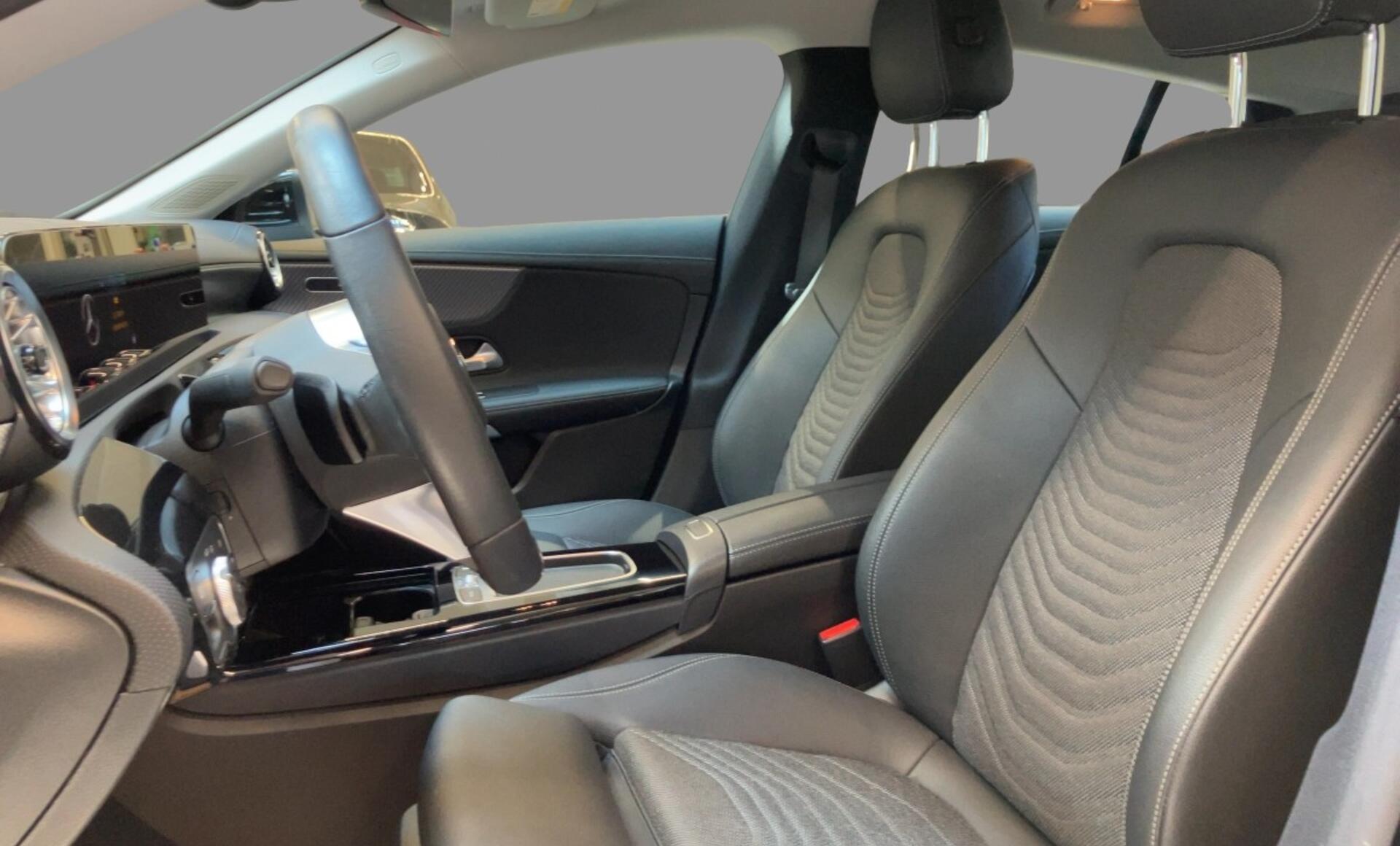 Mercedes-Benz - CLA 200 d Shooting Brake