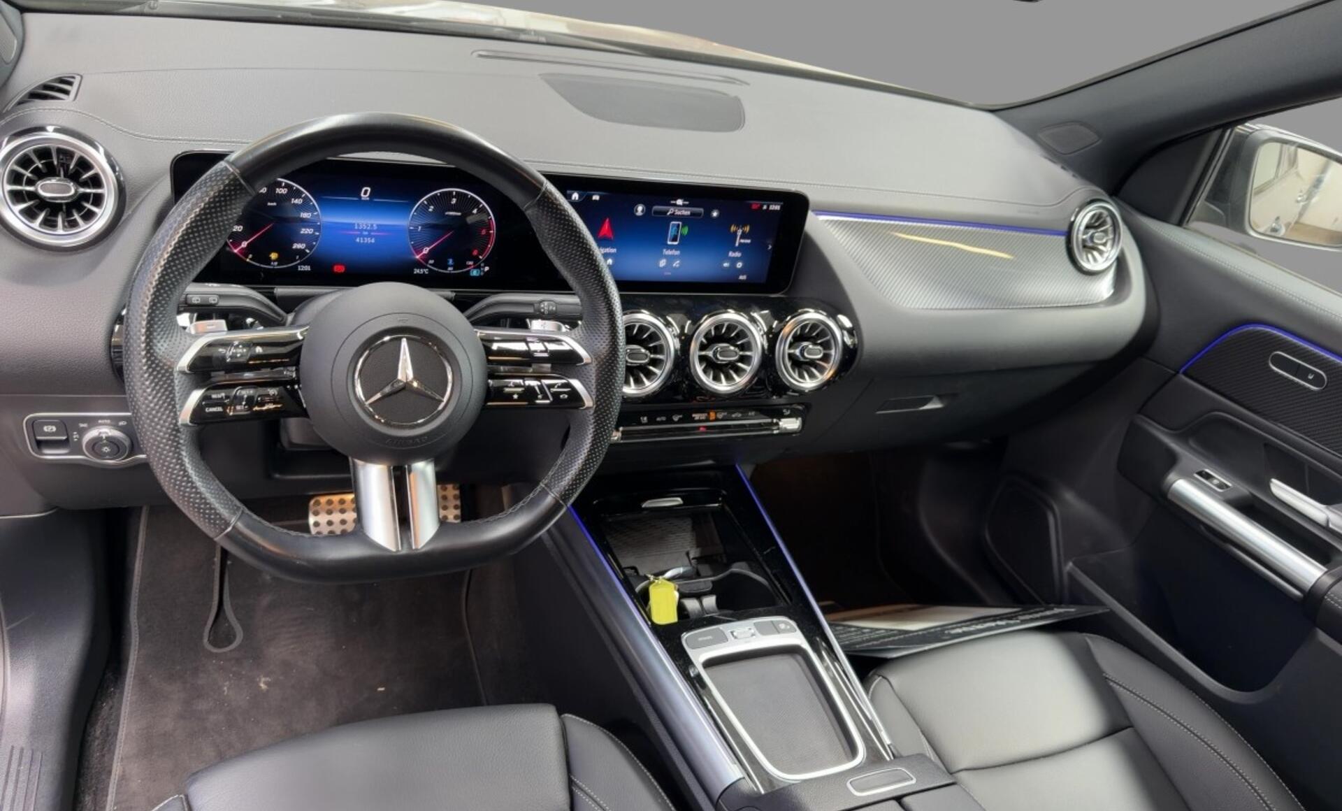 Mercedes-Benz - GLA 180 d
