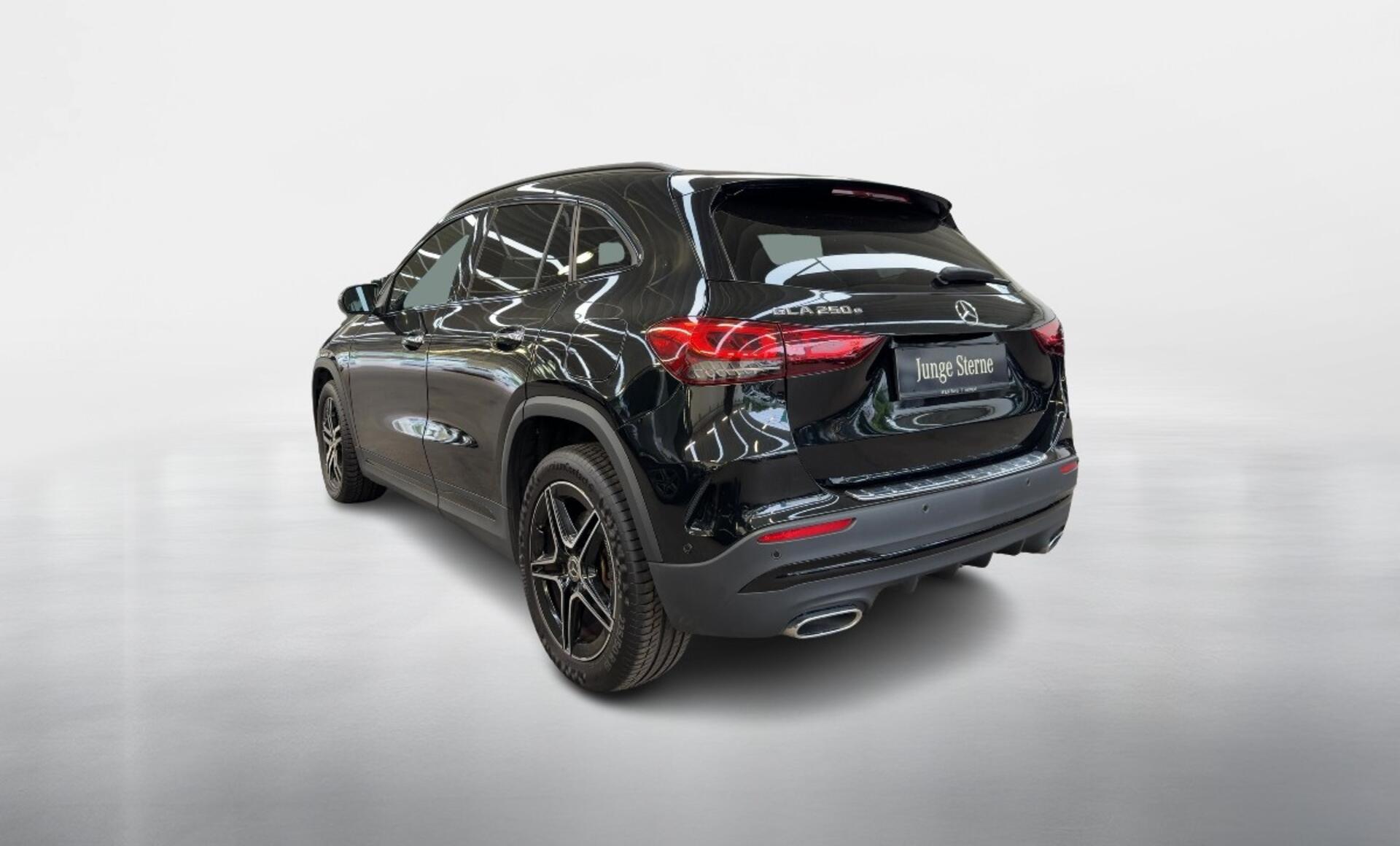 Mercedes-Benz - GLA 250 e