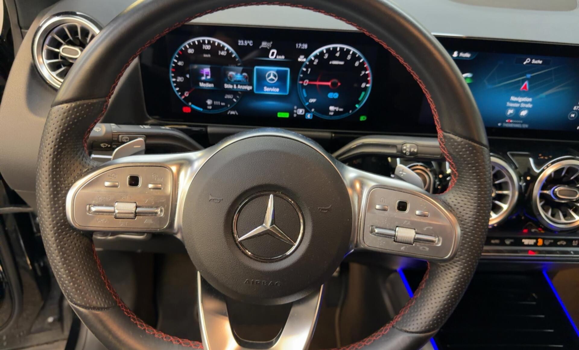 Mercedes-Benz - GLA 250 e