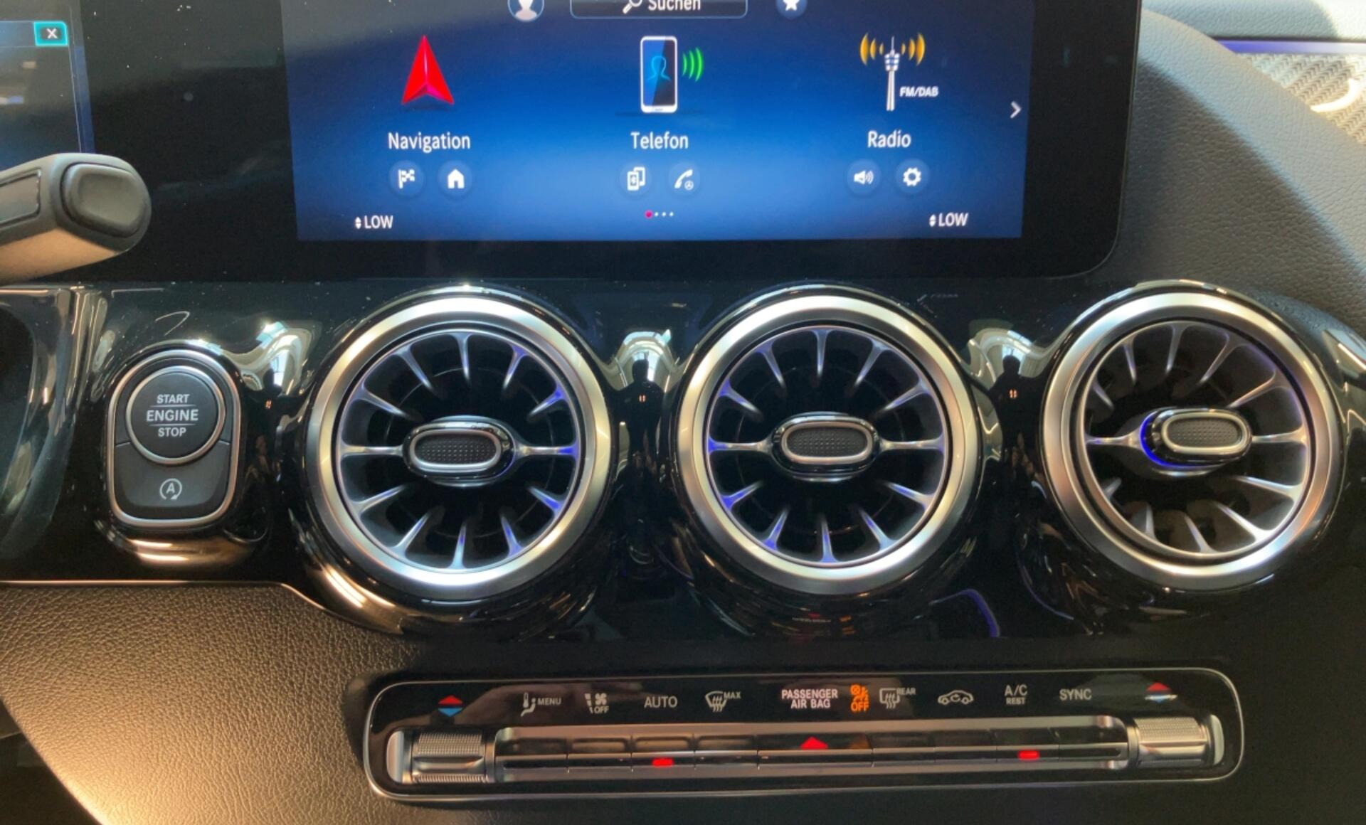 Mercedes-Benz - GLA 200 d 4MATIC Österreich-Edition