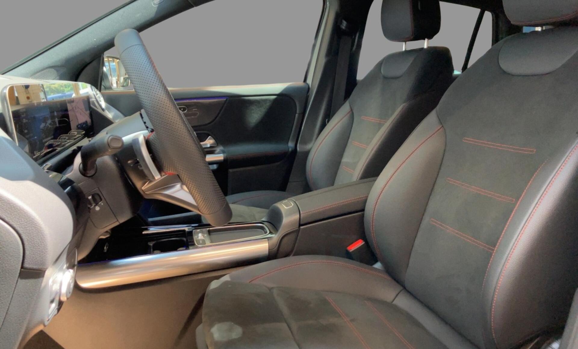 Mercedes-Benz - GLA 200 d 4MATIC Österreich-Edition