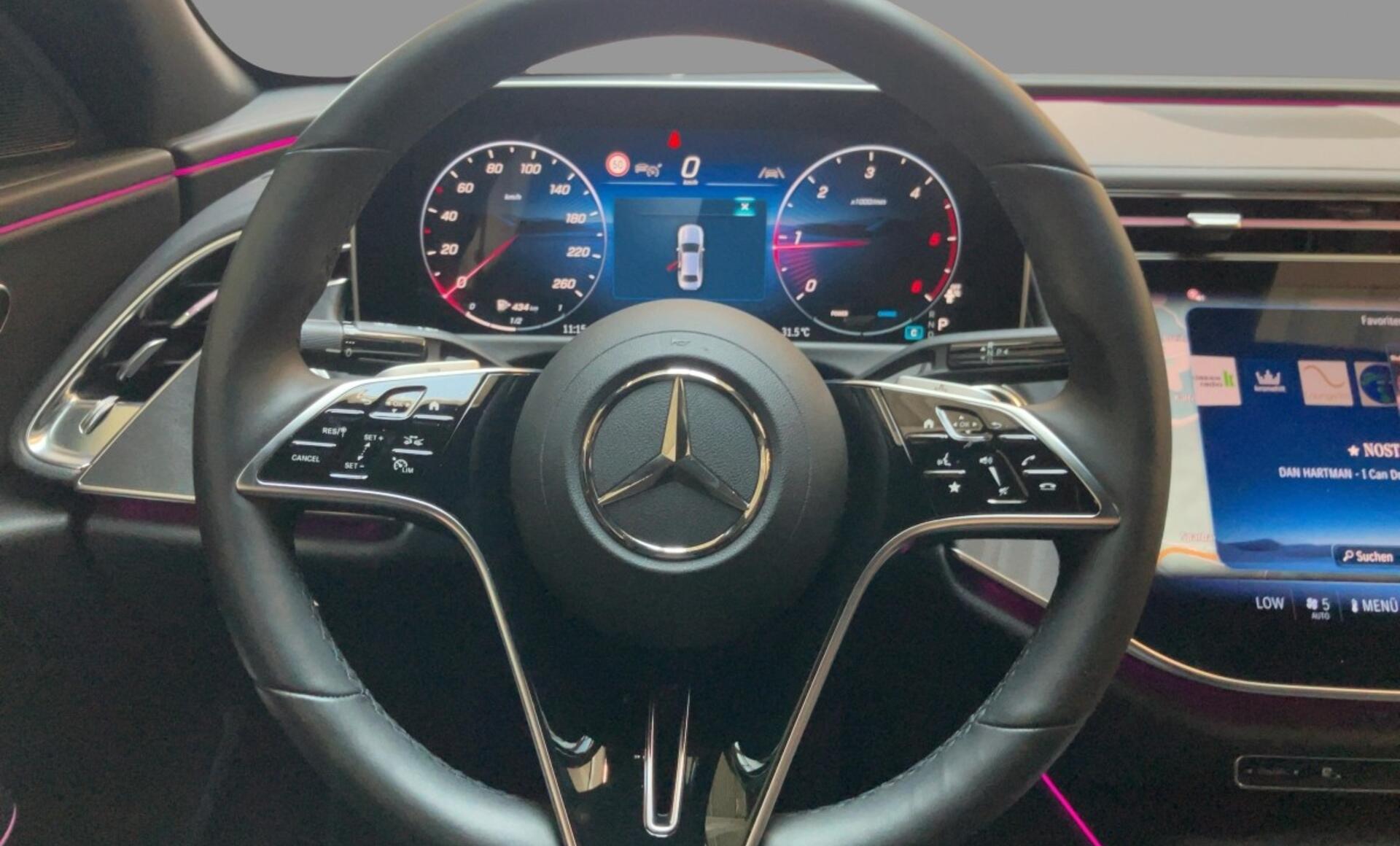 Mercedes-Benz - E 200 d Limousine