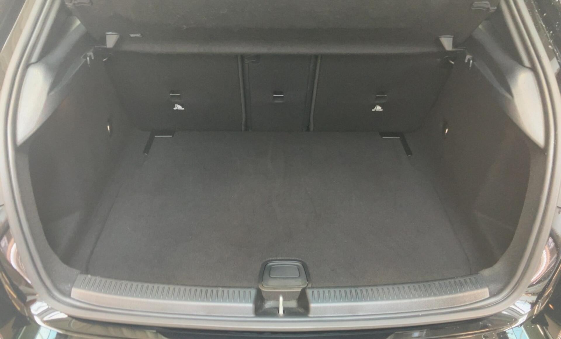 Mercedes-Benz - A 180 d Kompaktlimousine Österreich-Edition