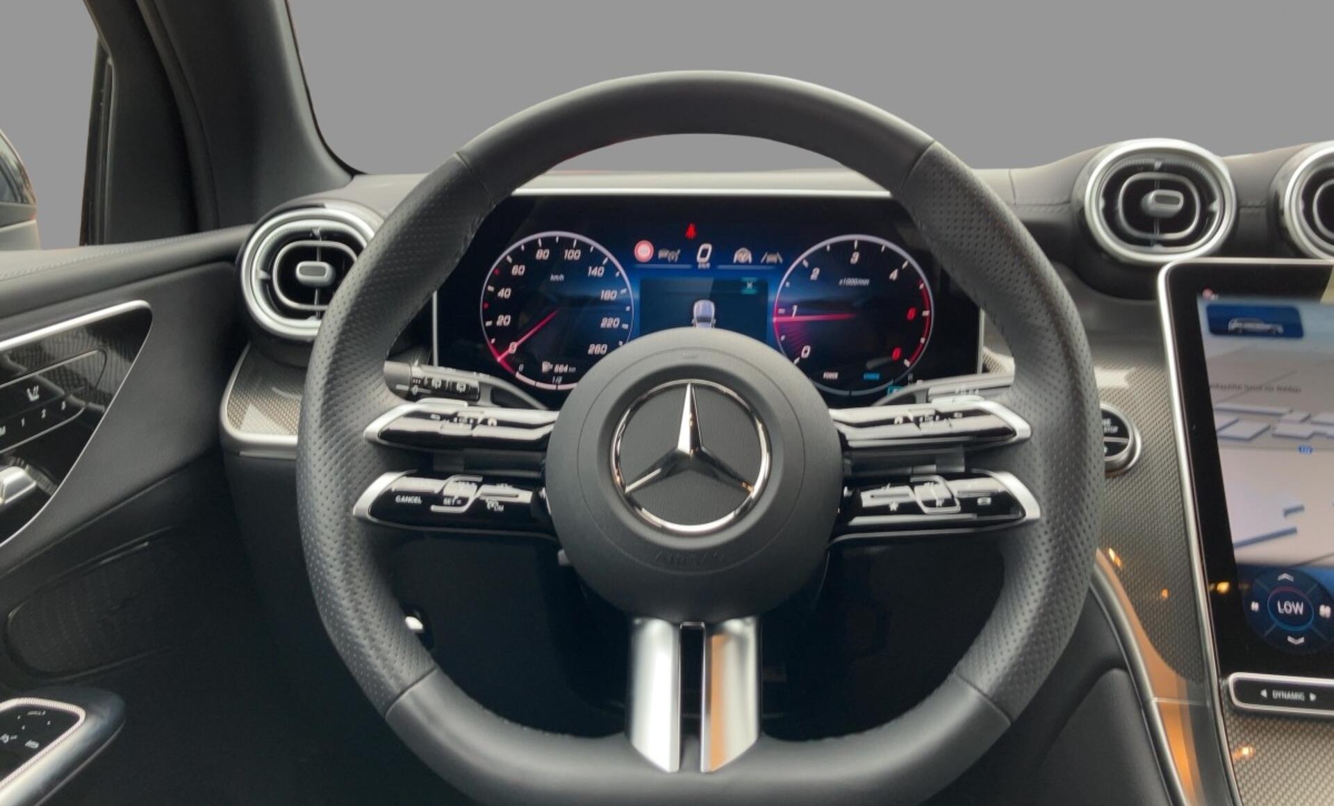 Mercedes-Benz - GLC 220 d 4MATIC