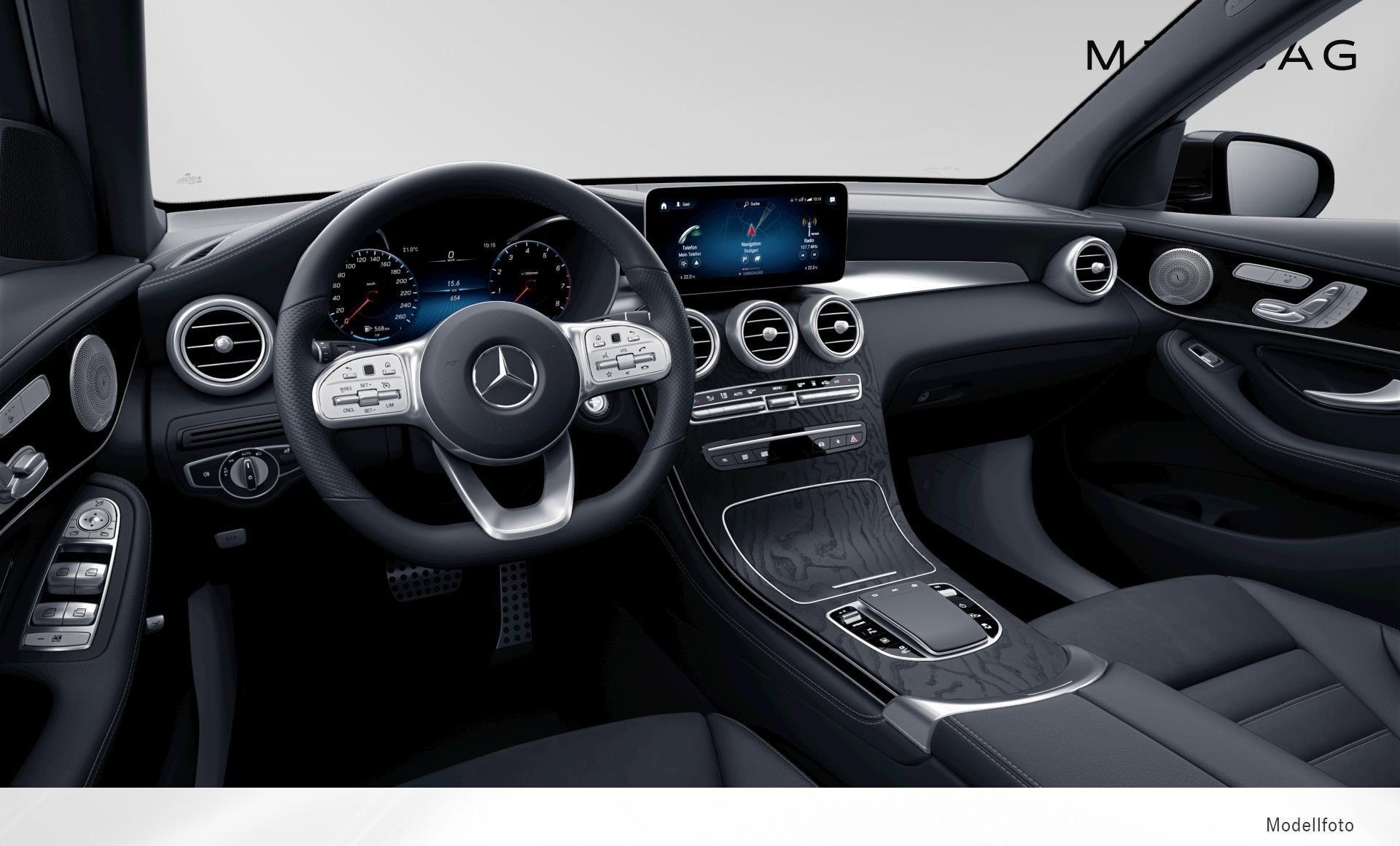 Mercedes-Benz - GLC 300 e 4MATIC