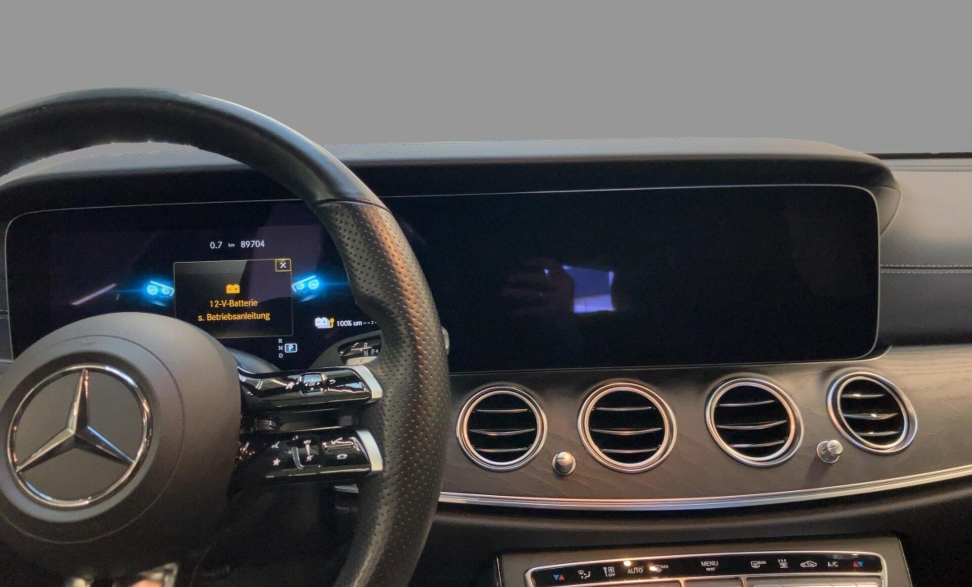 Mercedes-Benz - E 300 de 4MATIC T-Modell Austria Edition
