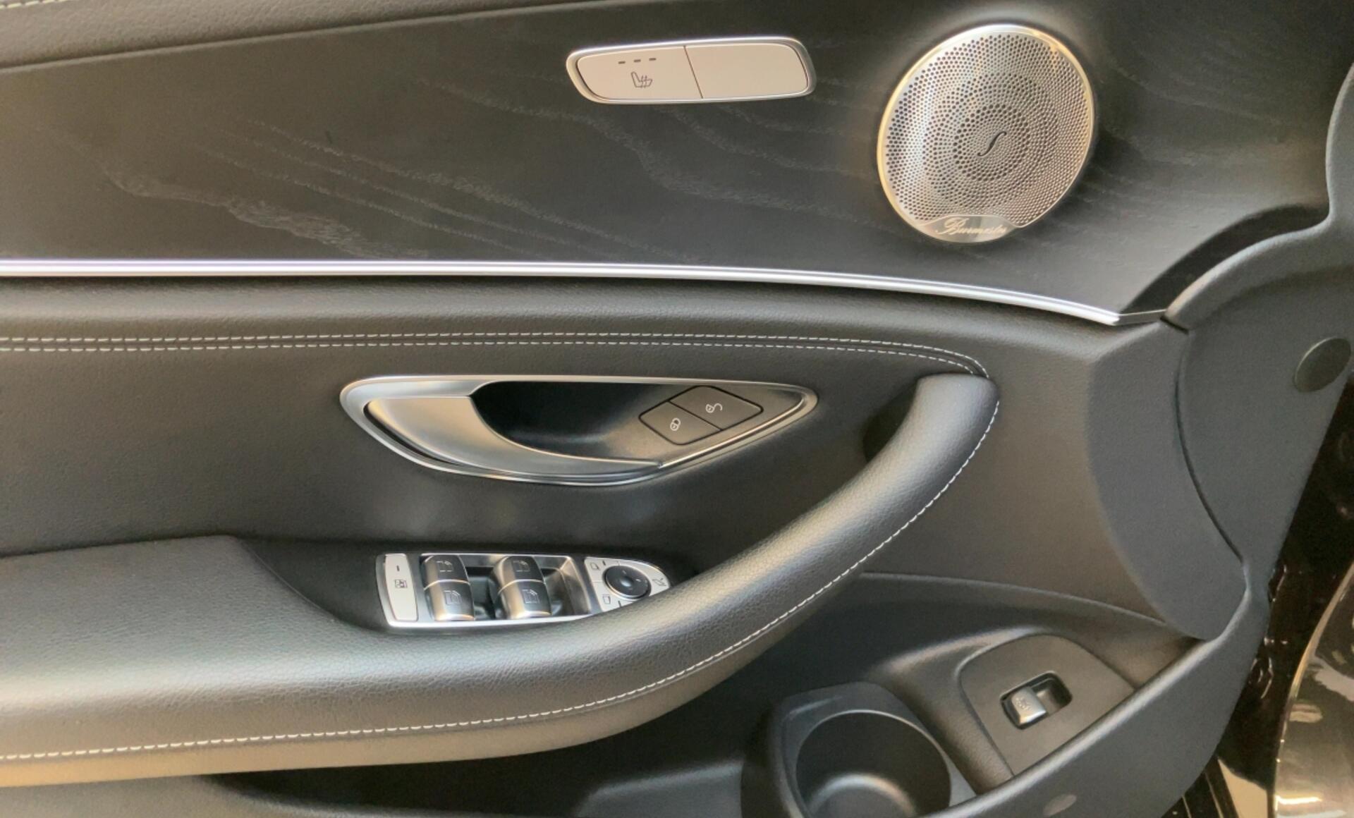 Mercedes-Benz - E 300 de 4MATIC T-Modell Austria Edition
