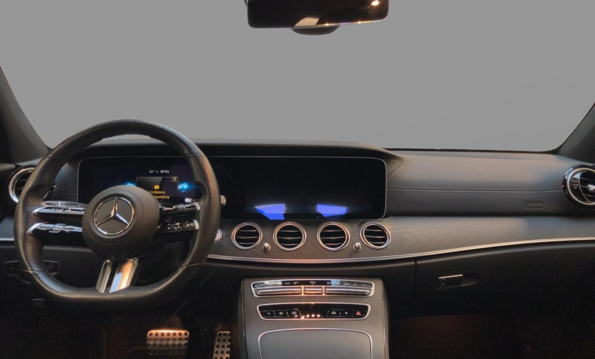 Mercedes-Benz - E 300 de 4MATIC T-Modell Austria Edition