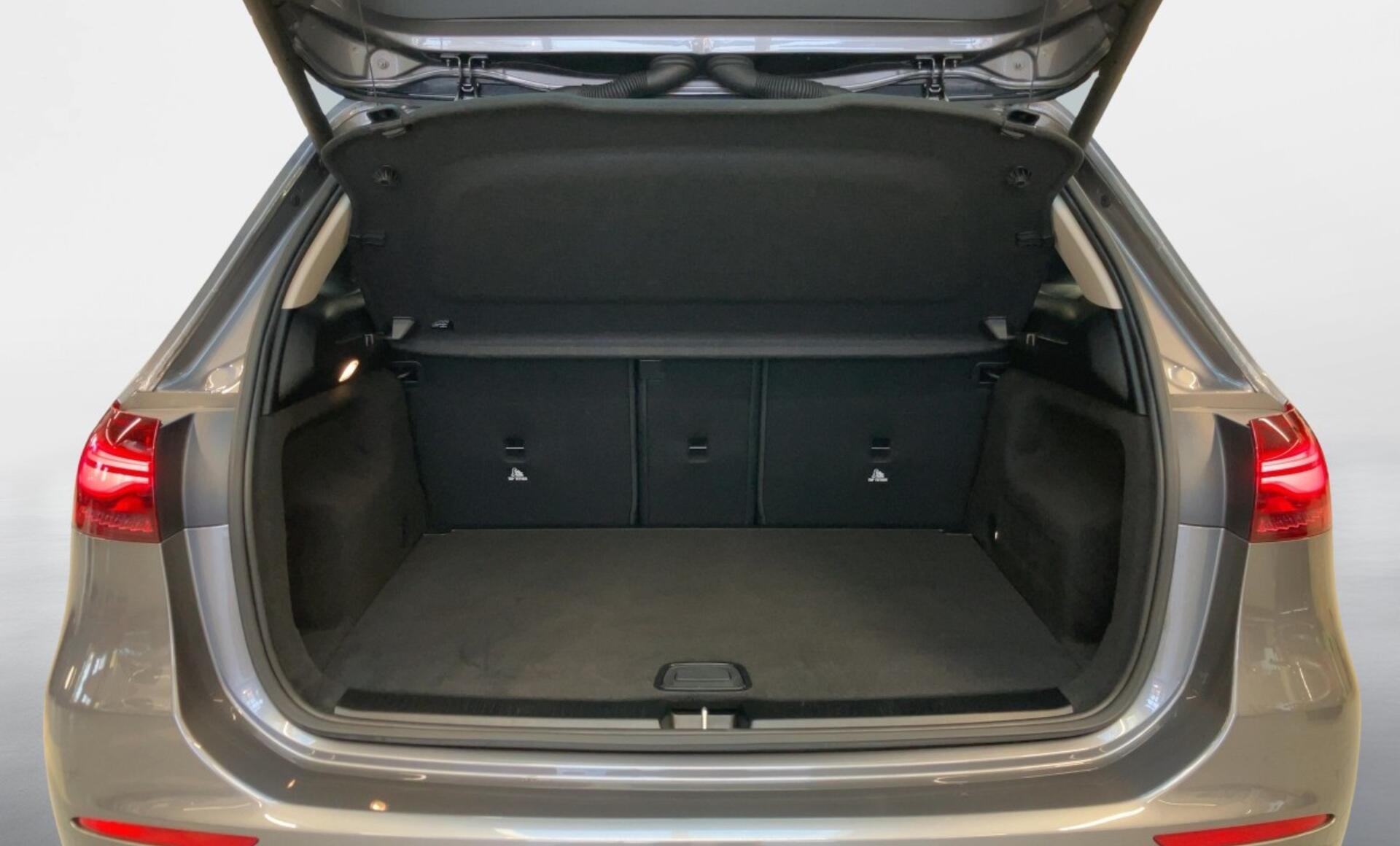 Mercedes-Benz - B 180 d