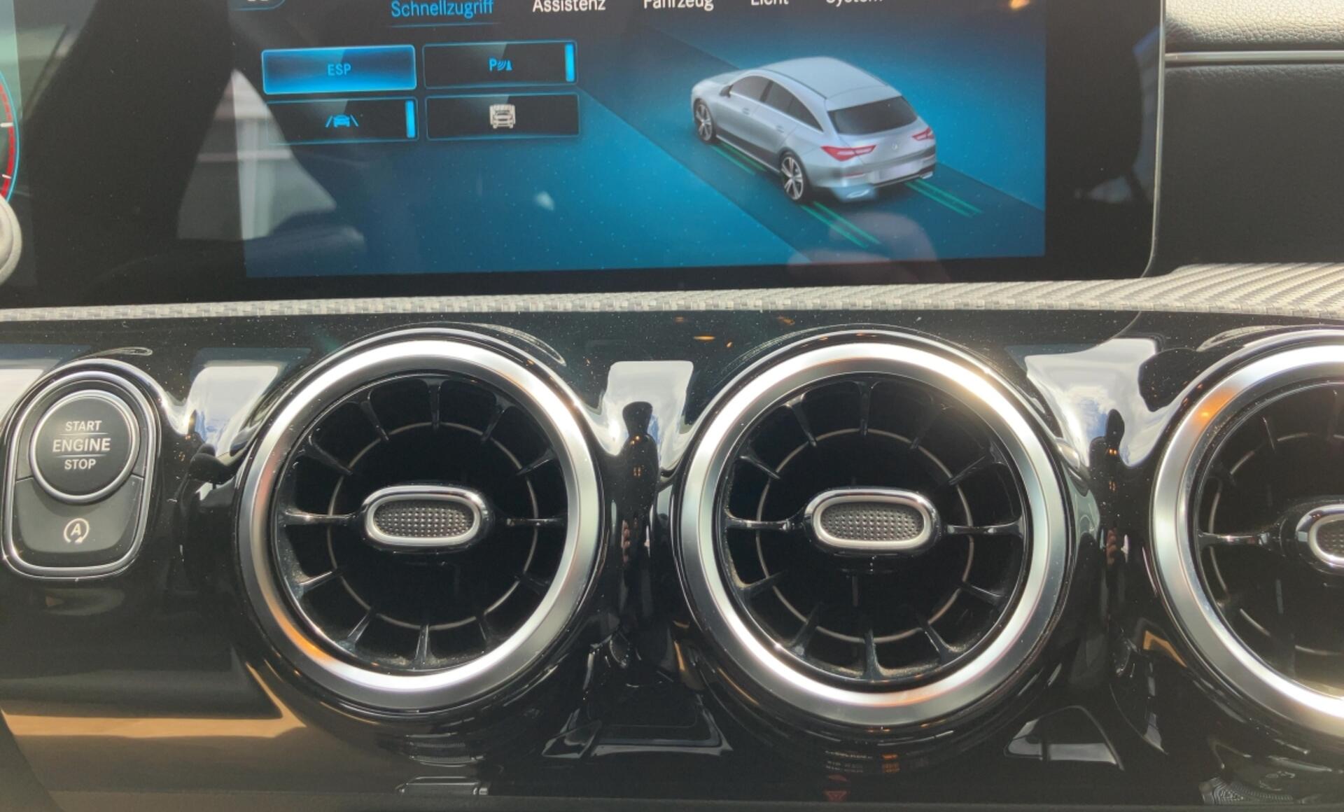 Mercedes-Benz - CLA 180 d Shooting Brake