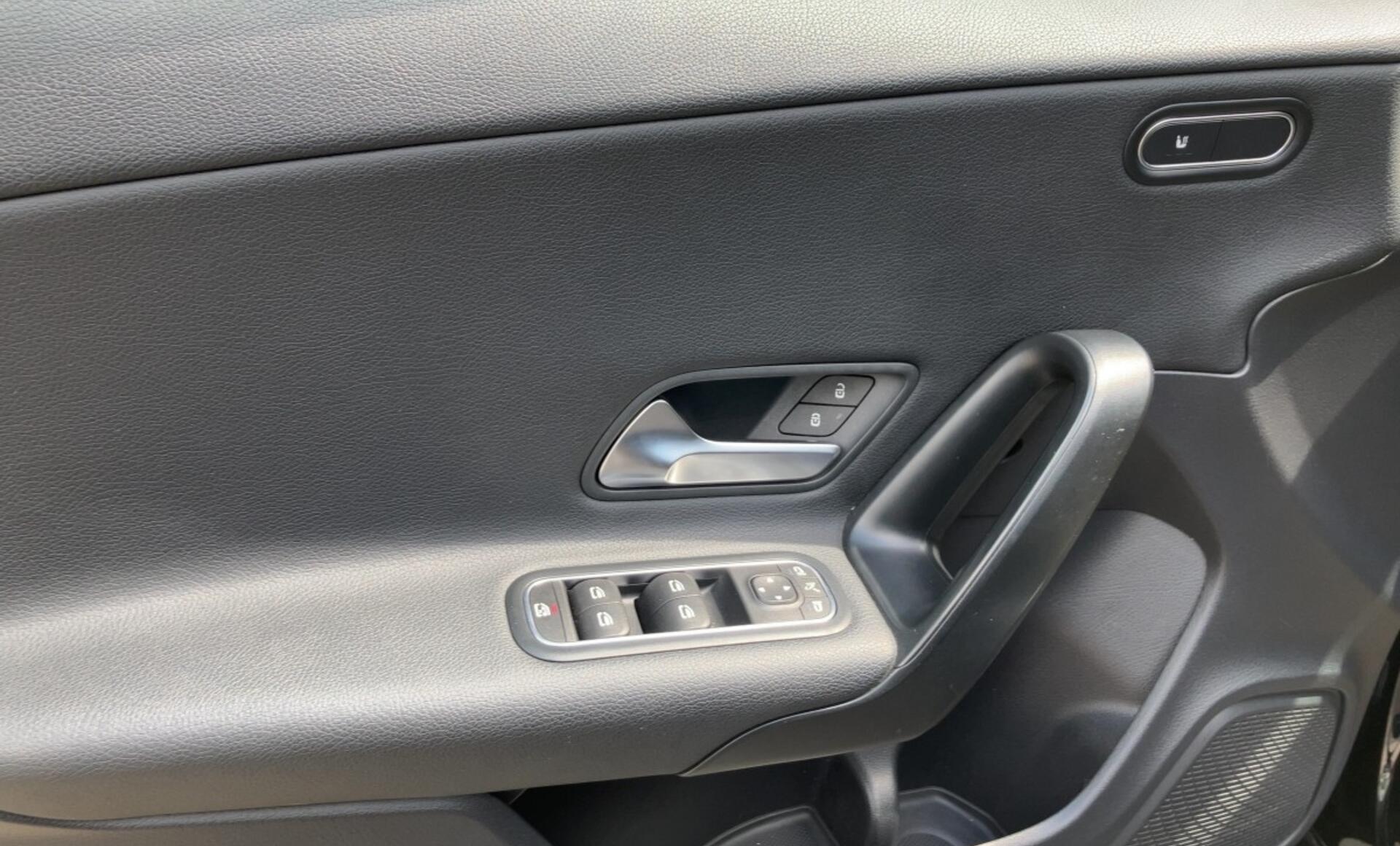 Mercedes-Benz - CLA 180 d Shooting Brake