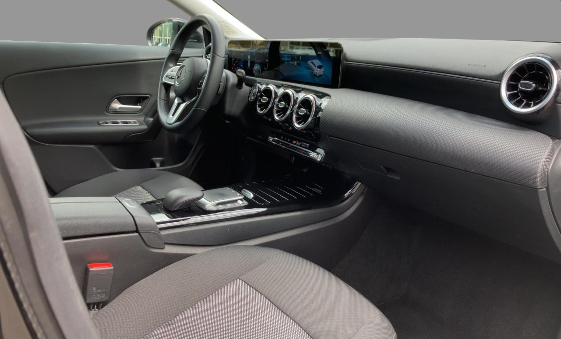 Mercedes-Benz - CLA 180 d Shooting Brake