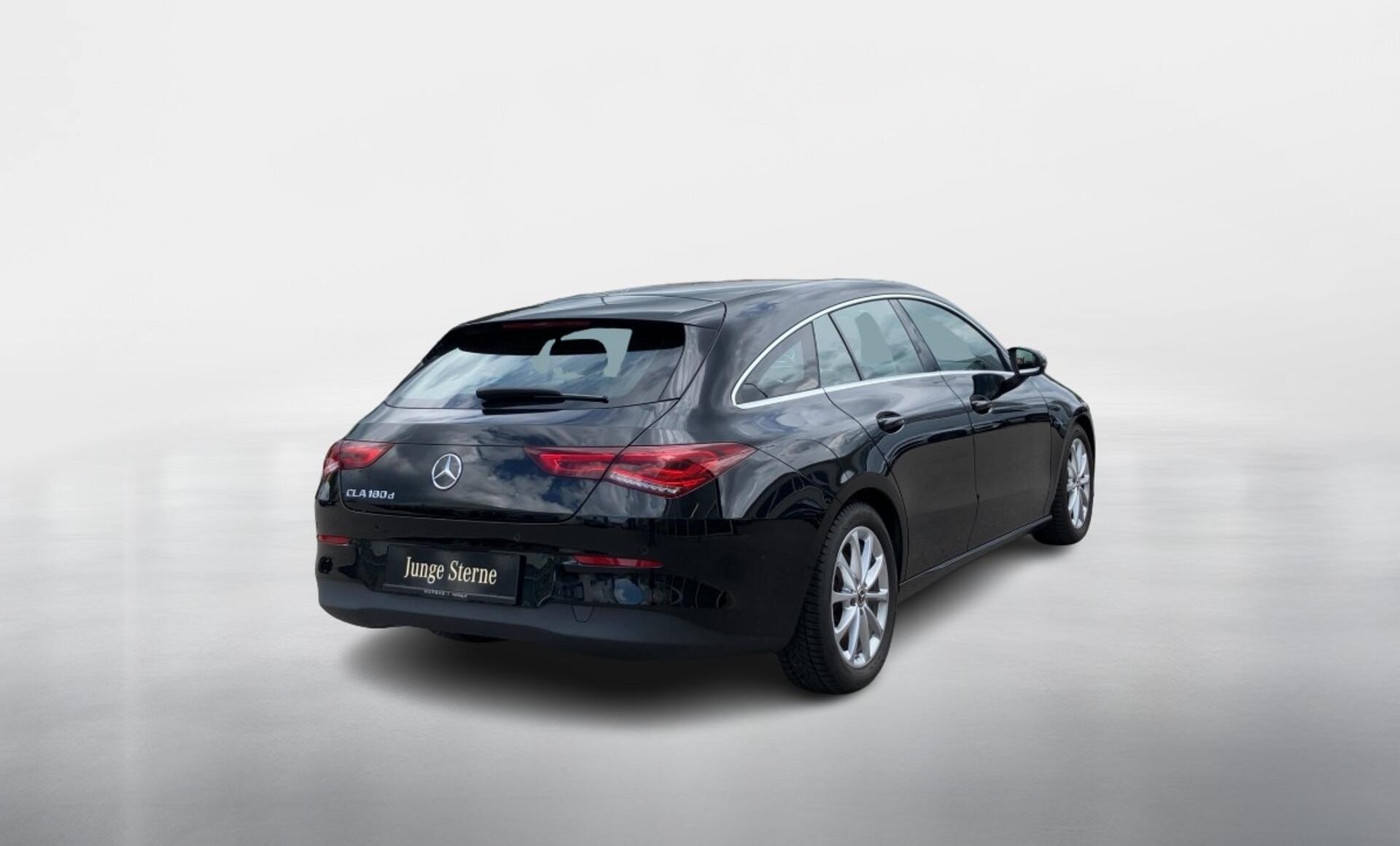 Mercedes-Benz - CLA 180 d Shooting Brake