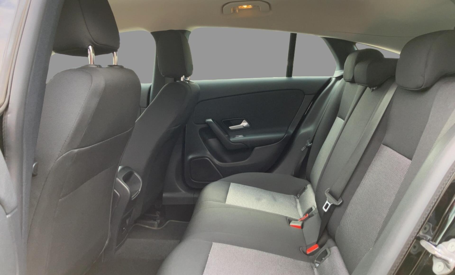 Mercedes-Benz - CLA 180 d Shooting Brake