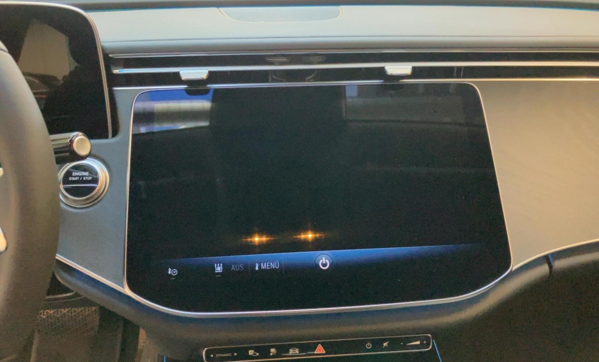 Mercedes-Benz - E 300 de 4MATIC T-Modell mit EQ Hybrid Technologie