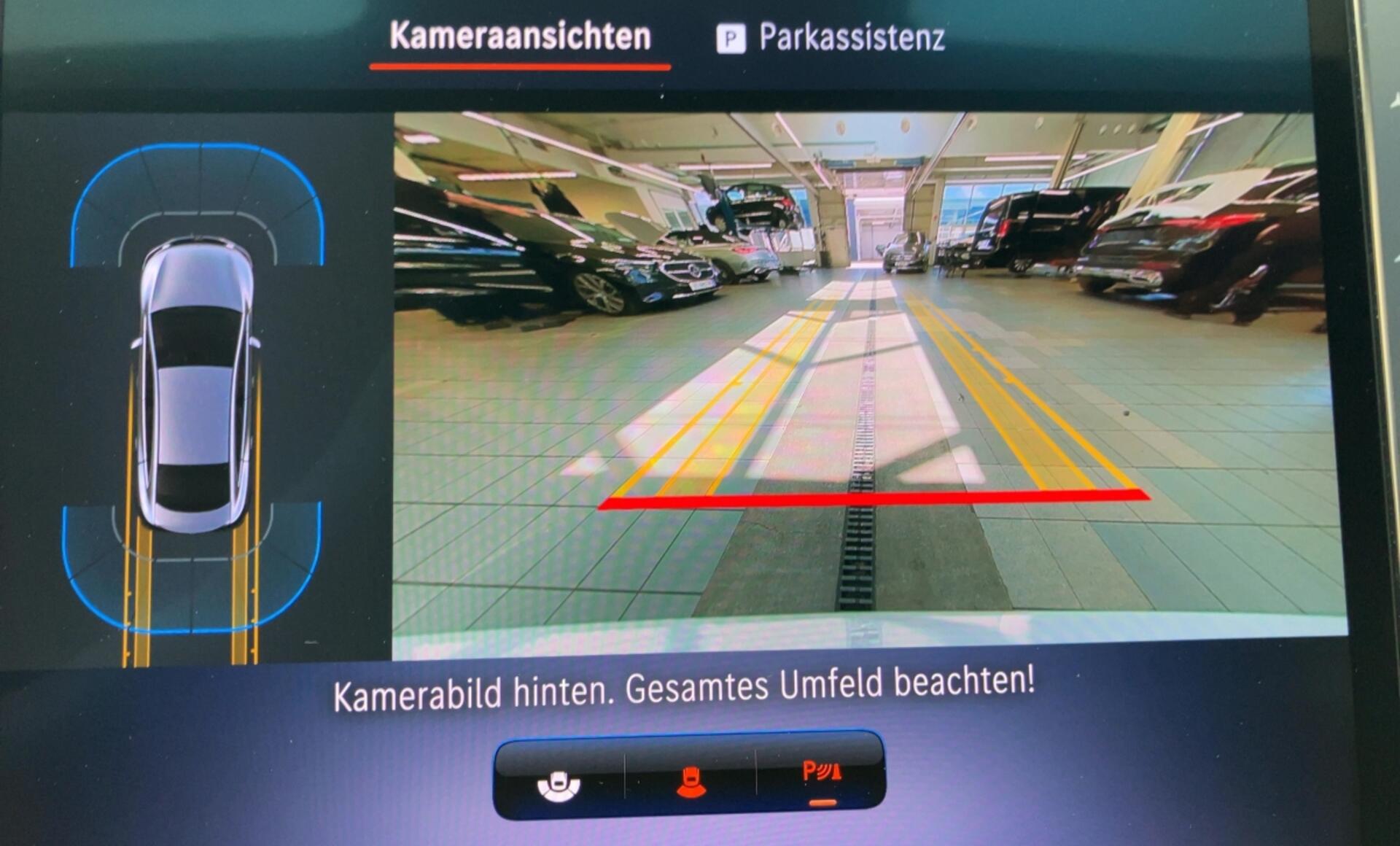 Mercedes-Benz - EQE 300 Österreich-Edition