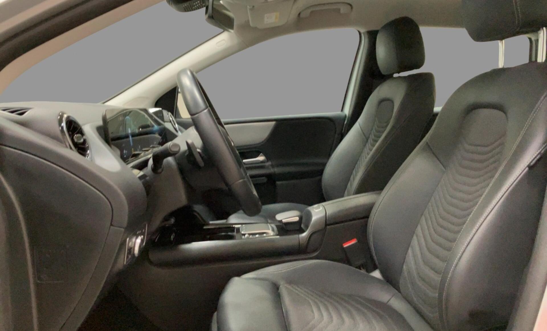 Mercedes-Benz - B 180 d