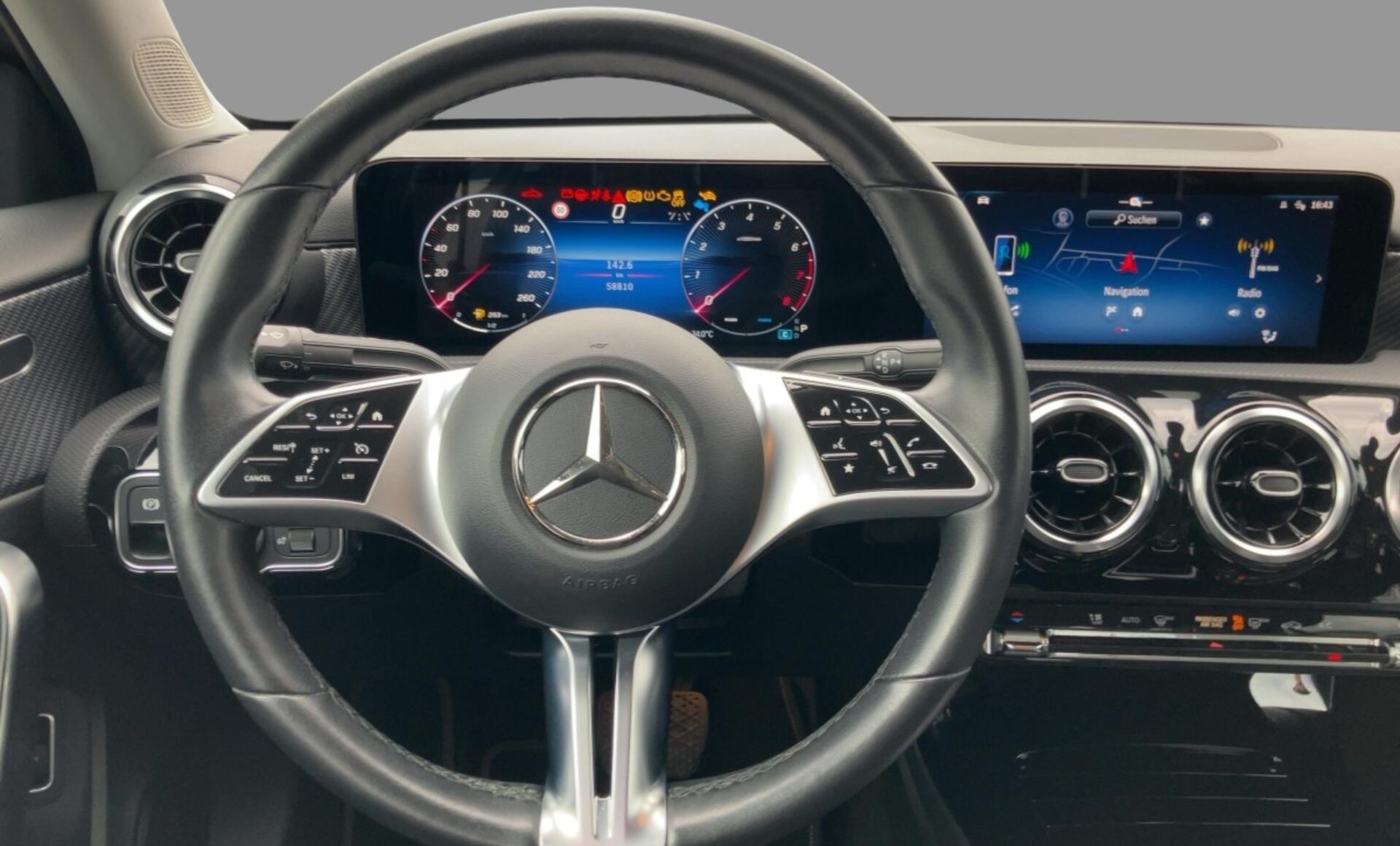 Mercedes-Benz - A 180 Limousine