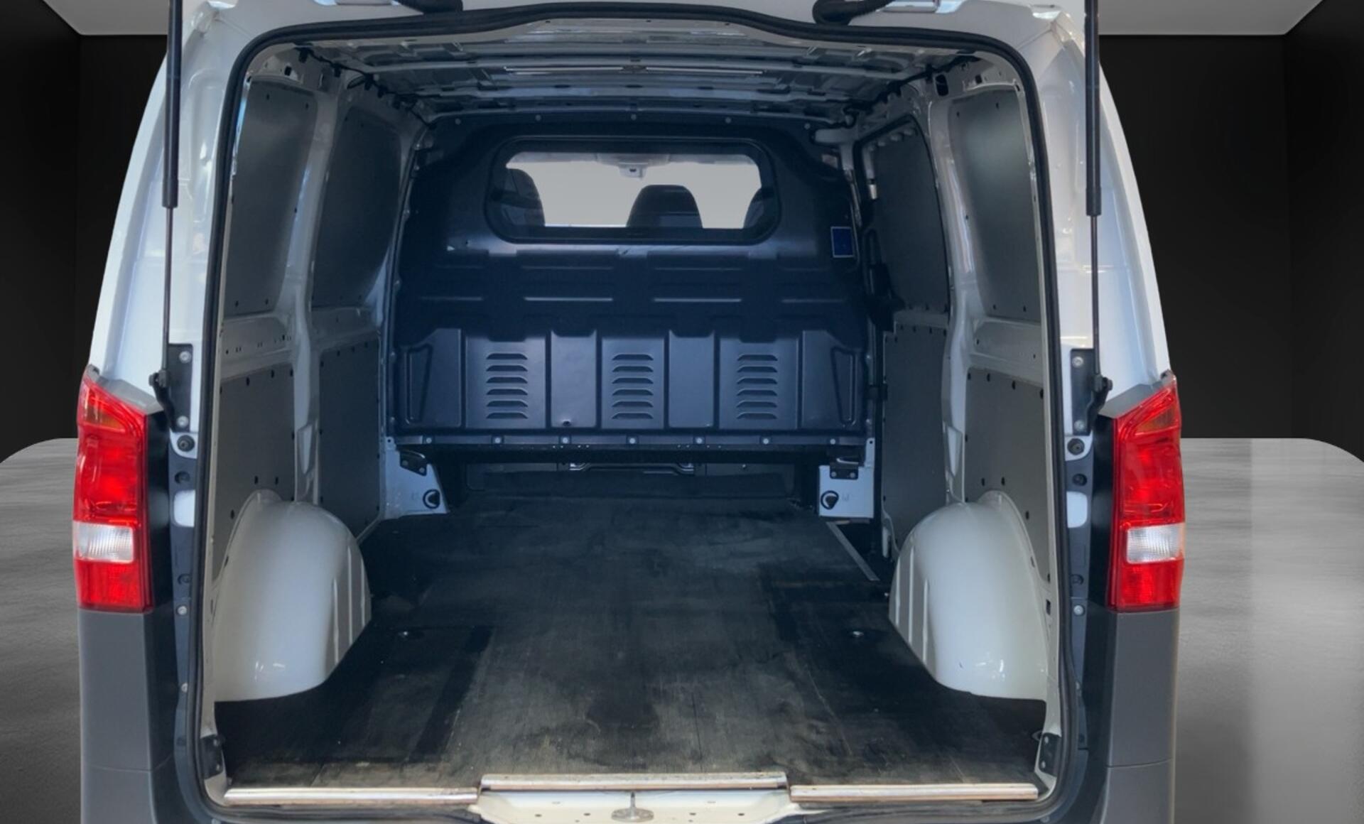 Mercedes-Benz - Vito 111 BlueTEC Kasten Lang