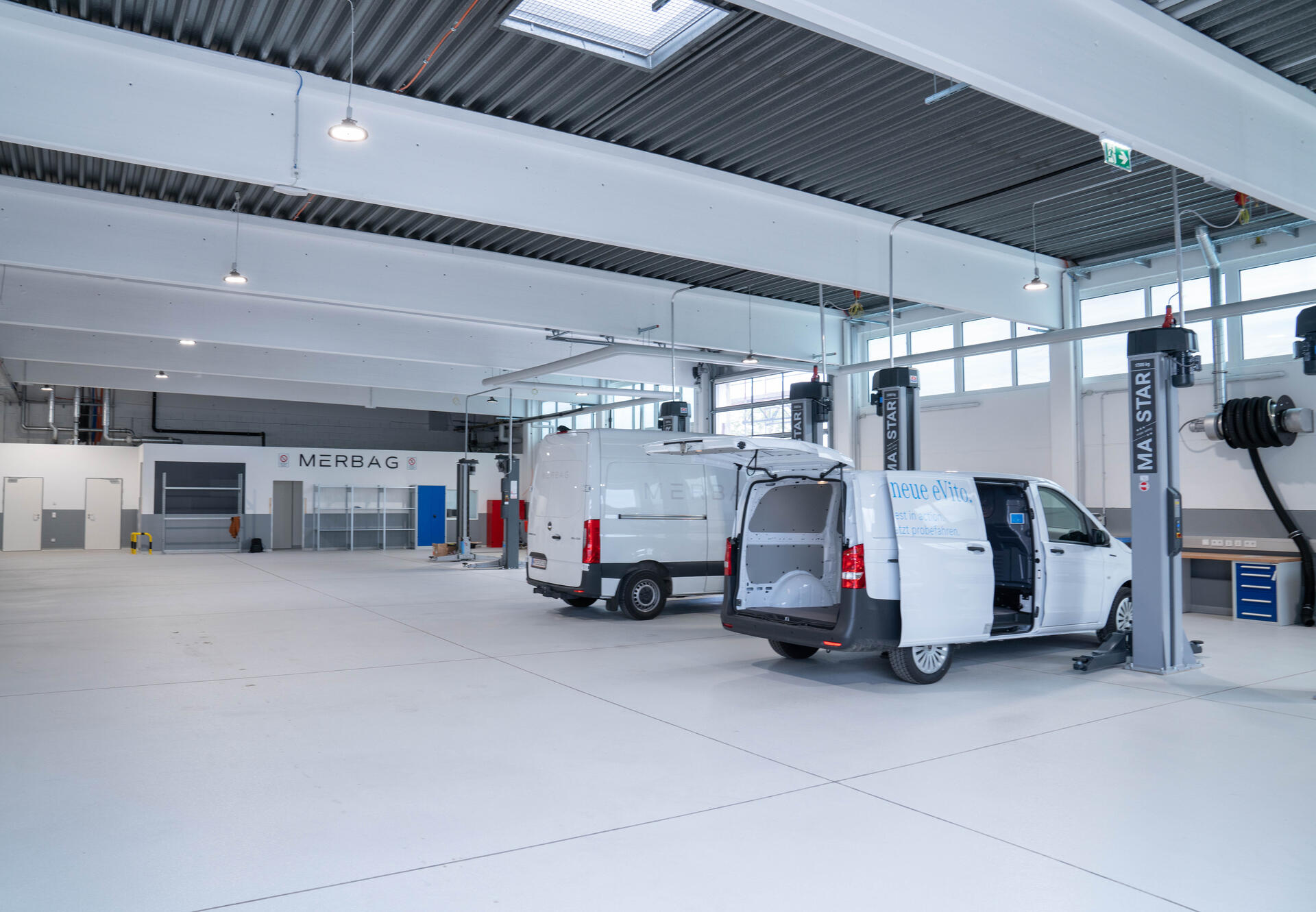Die neue Transporter-Werkstatt bei Merbag